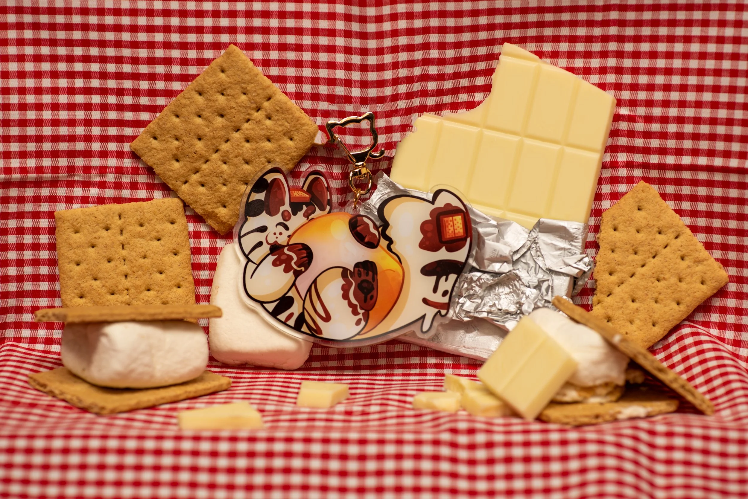 White chocolatte keychain 1.jpg
