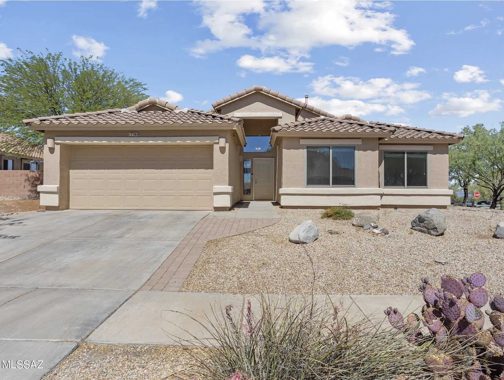 Front view of a modern single-family house in the Vail School District.