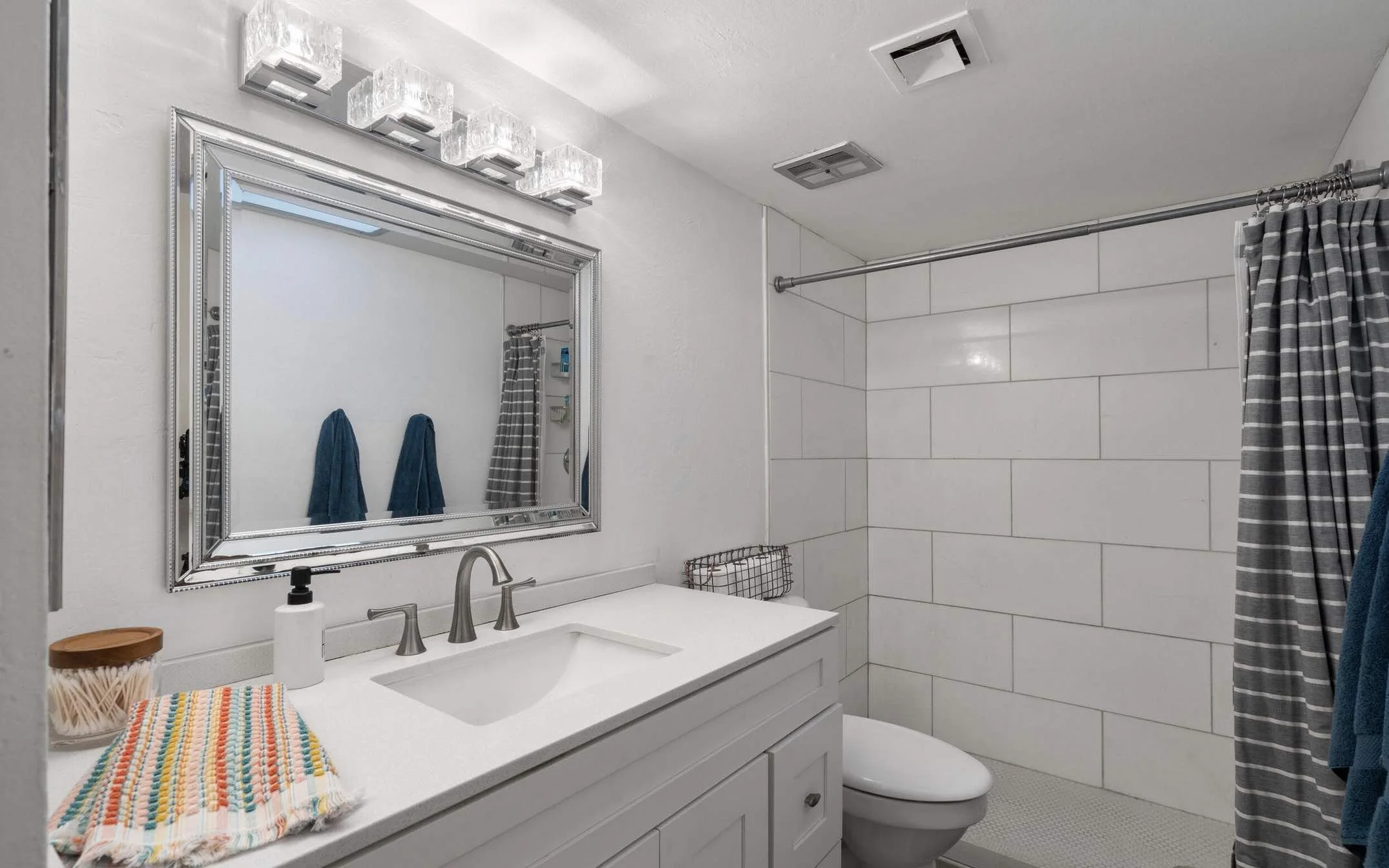 updated-guest-bathroom