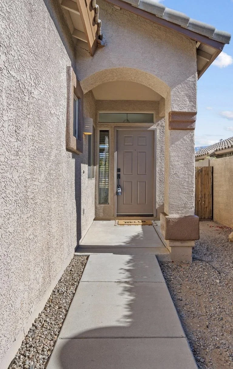 front-door-and-porch-stucco-home