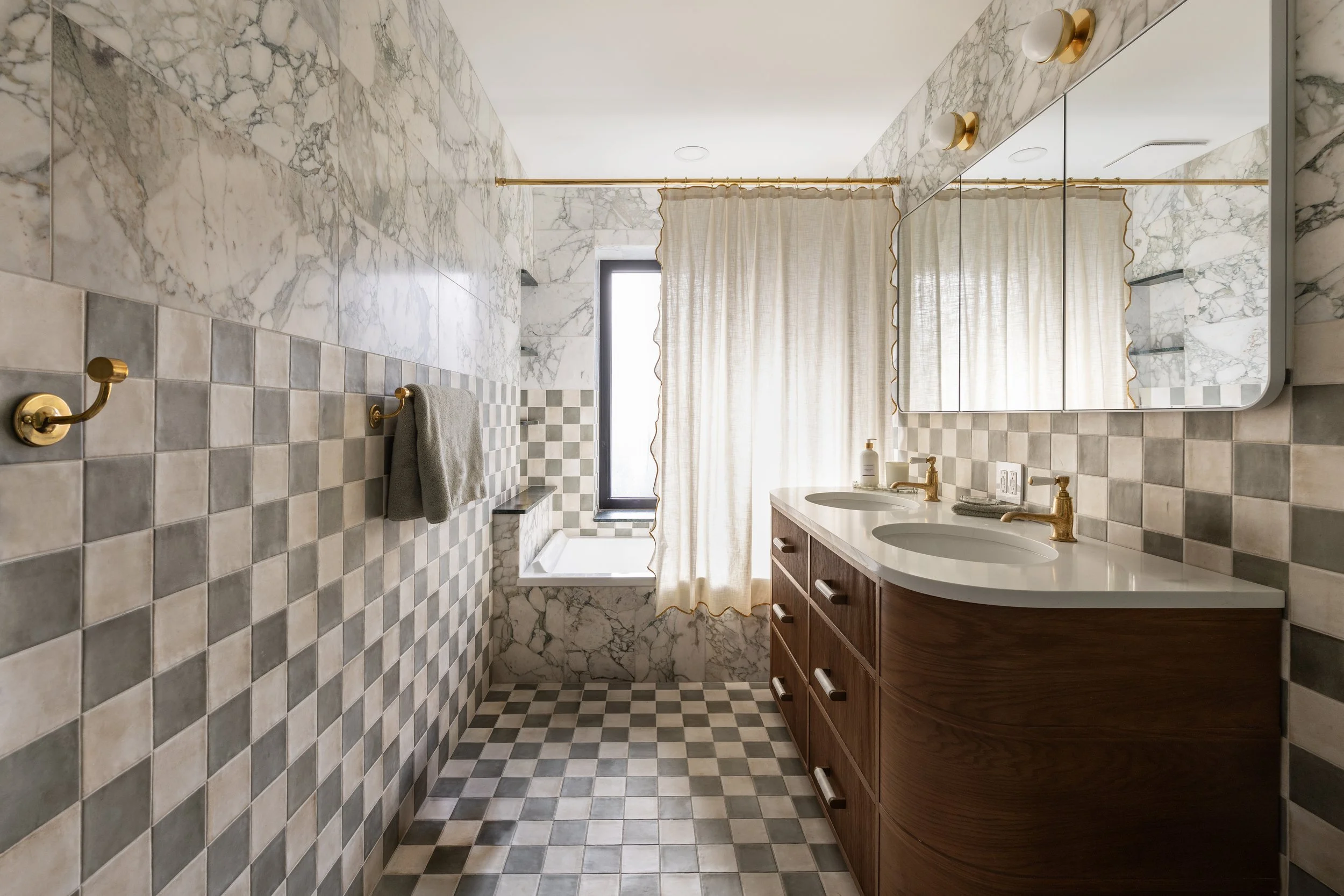 Park Slope Brooklyn Townhouse Renovation | Kids Checkerboard Bathroom 