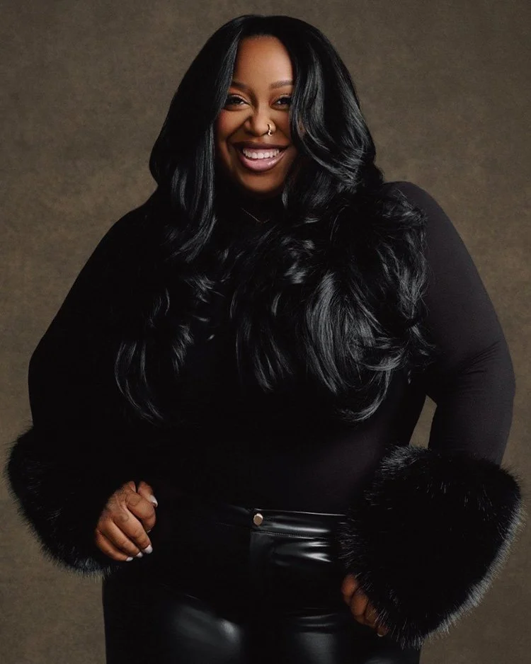 Daisy is a celebrity hair stylist. She is also a well known beauty educator and hair mentor.