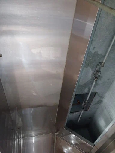 clean kitchen exhaust hood with hood filters removed. hood cleaning