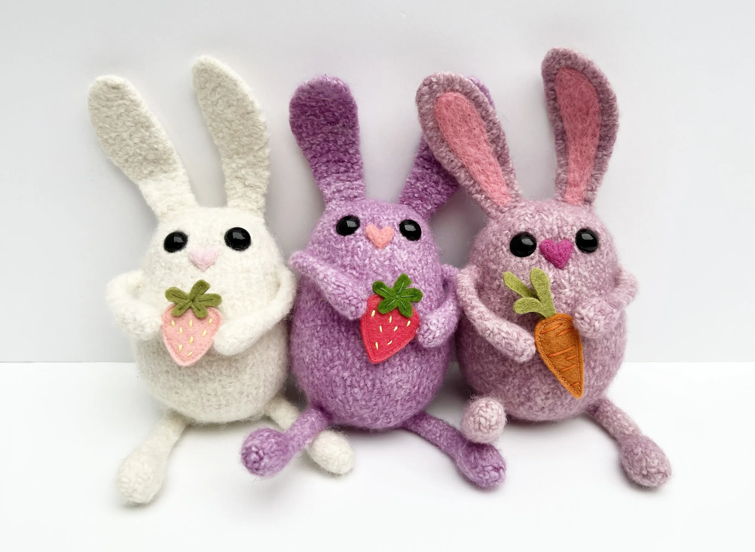 Bunnies   |   Kittos   |   Other Hoppers