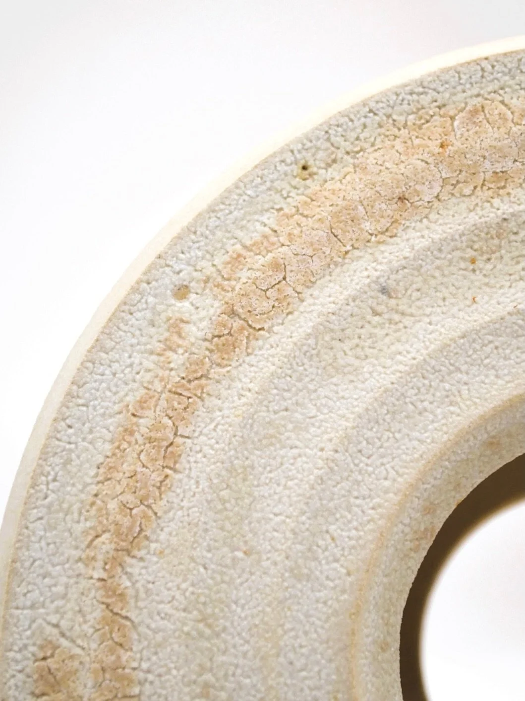 L&rsquo;Abysse WM#2 - Wall Sculpture 

Discarded Mussel shells ash glaze on white stoneware 

Made @hetamsterdamskleibedrijf 
Discarded mussel shells @mosselengin