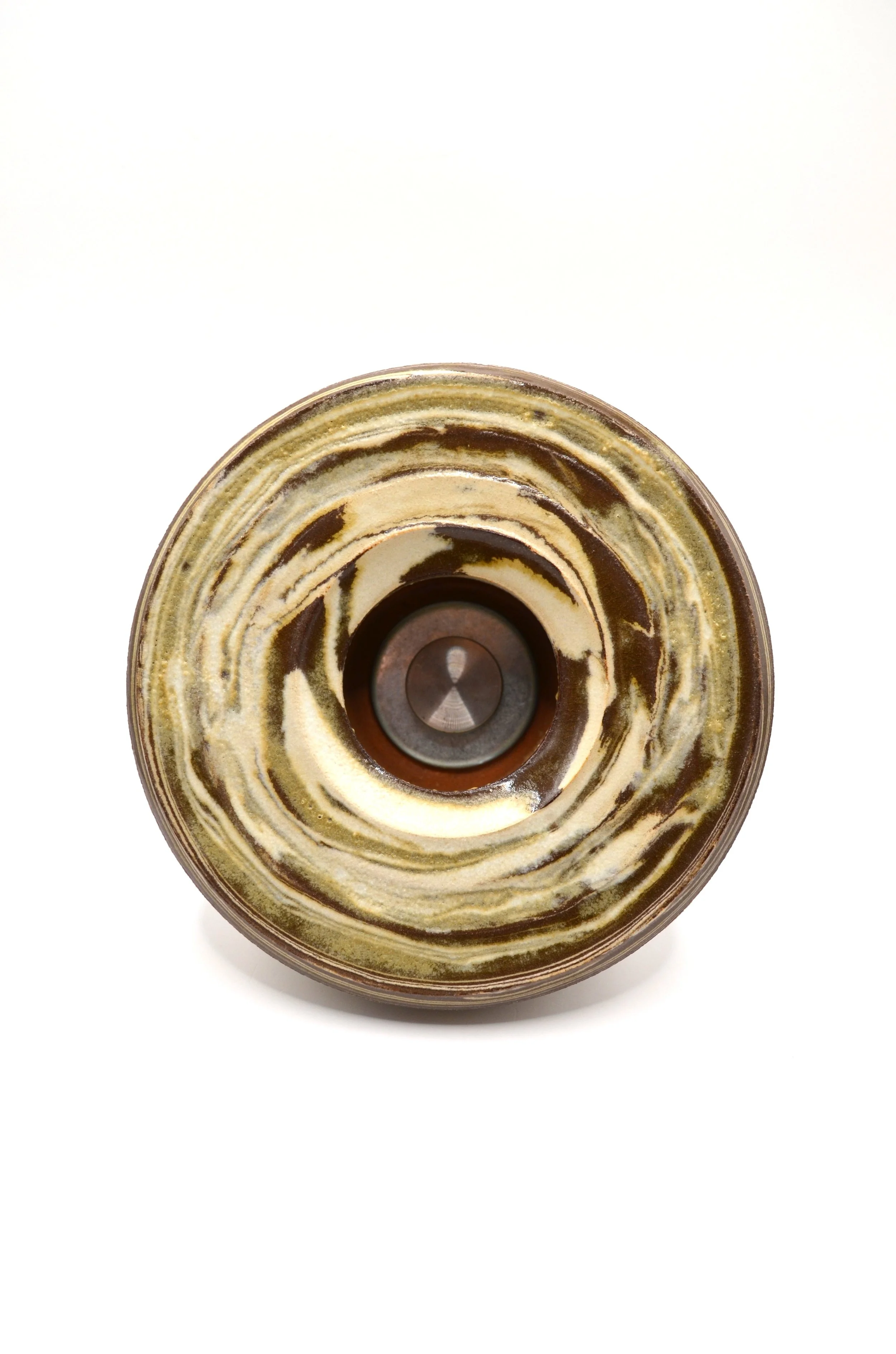 L’Abysse RWO#1 - Wall sculpture - Discarded Oyster Shells Ash Glaze on Recycled & Marbled Red & White Stoneware. 75% Circular Glaze