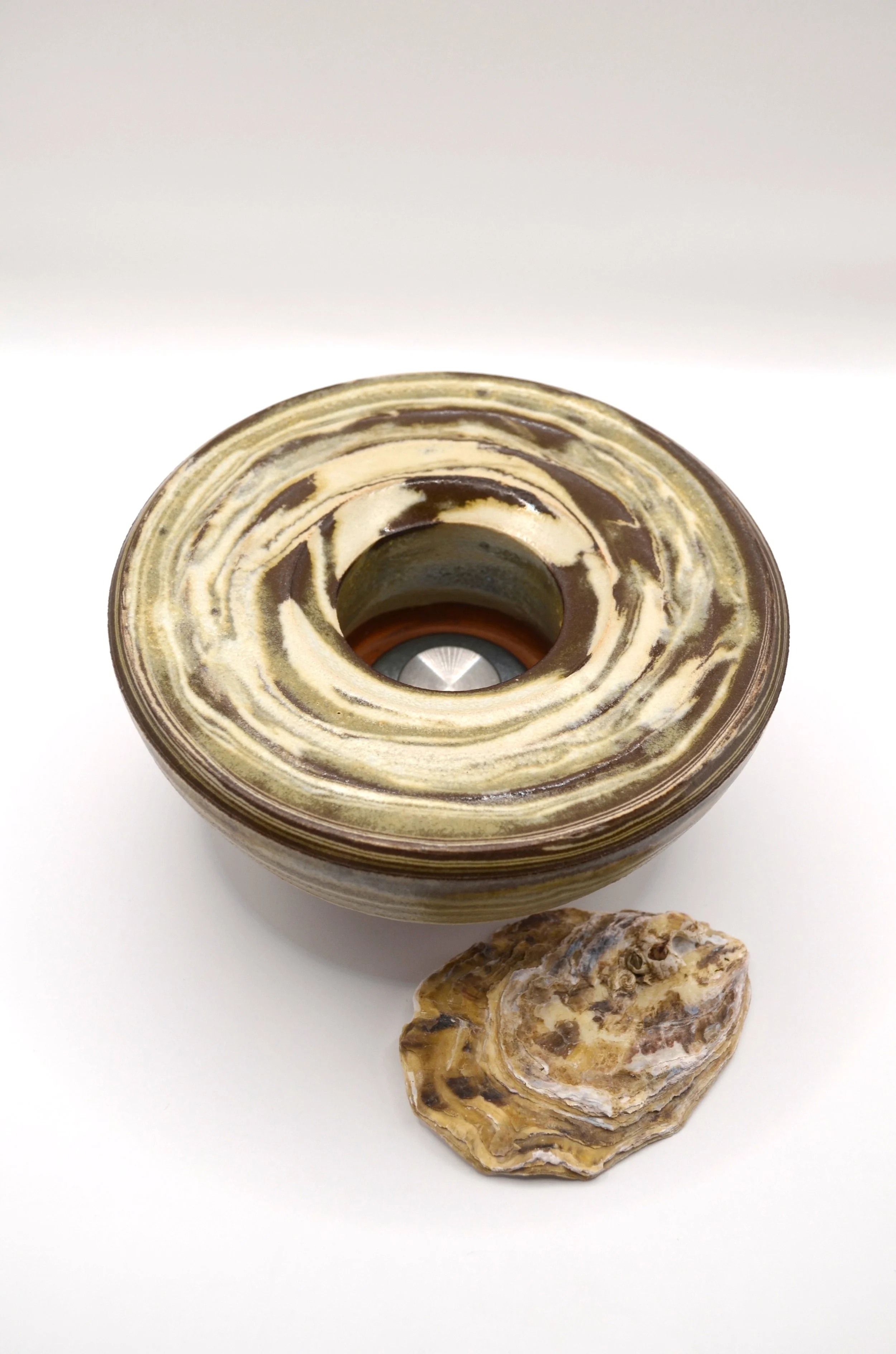 L’Abysse RWO#1 - Wall sculpture - Discarded Oyster Shells Ash Glaze on Recycled & Marbled Red & White Stoneware. 75% Circular Glaze
