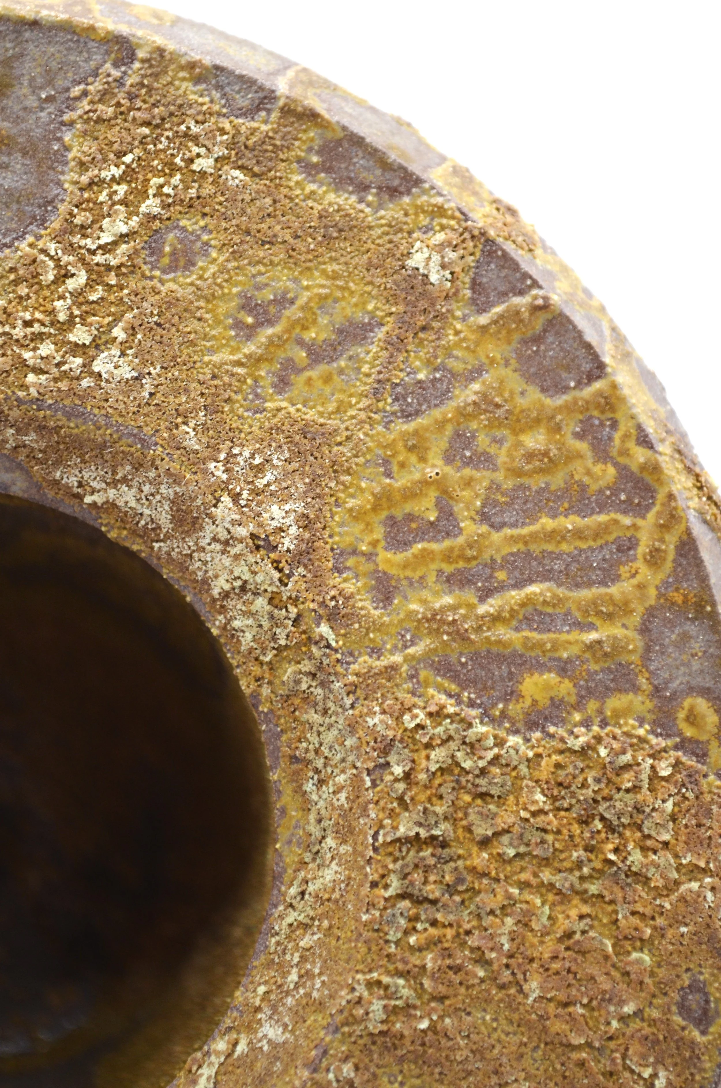 L'Abysse RWDM#1 - Wild Dutch Seashore Clay powder & Discarded Mussel Shells Ash Glaze on Red Clay. 100% Circular Glaze