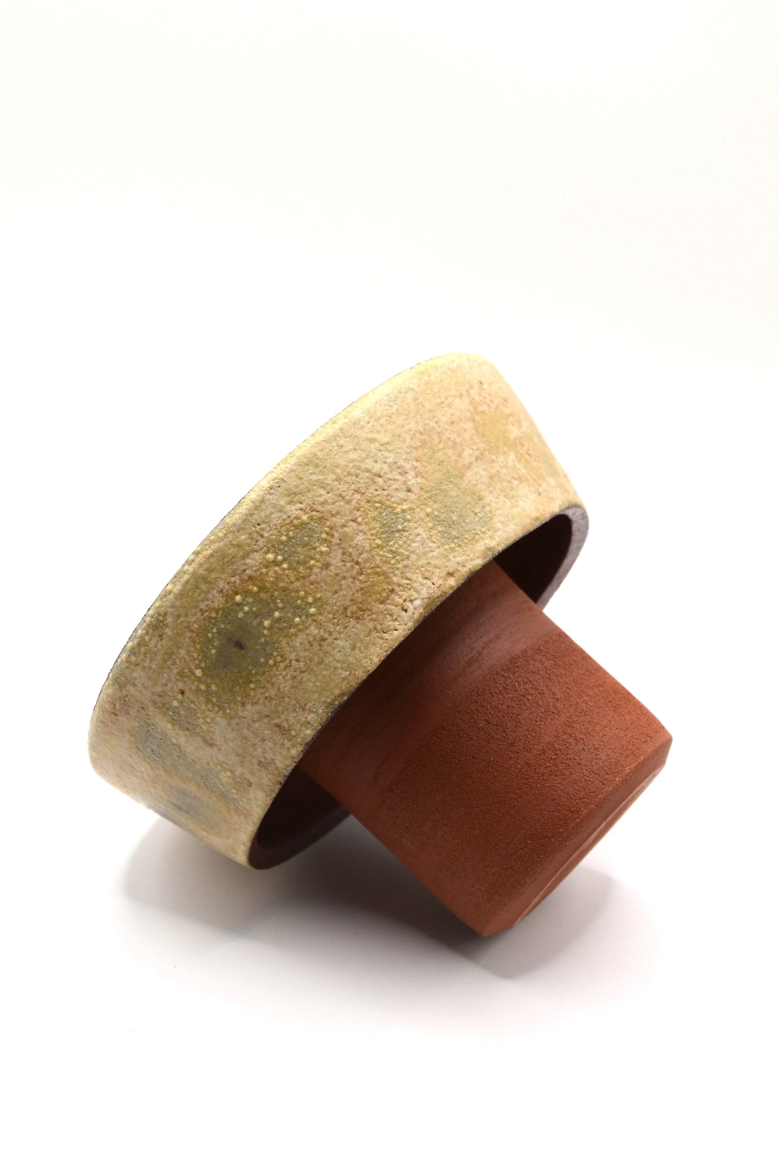 L’Abysse RO#1 - Red clay & Discarded Oyester shell ash glaze. 75% Circular Glaze