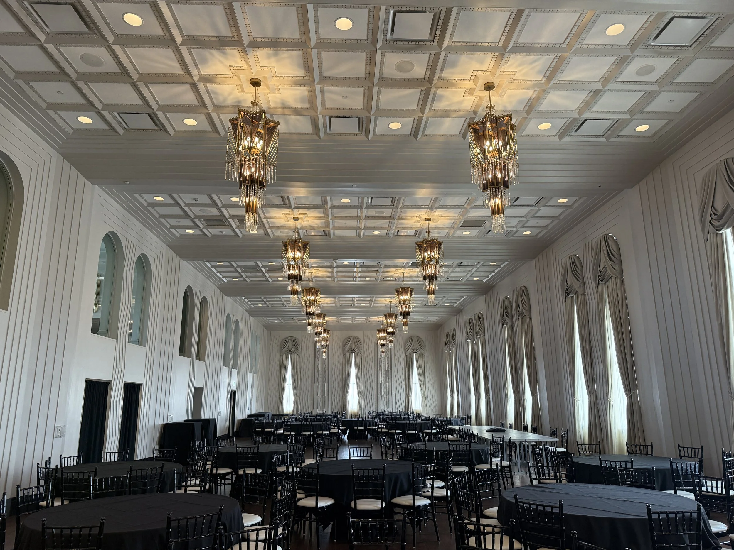 TFA MUSIC OF THE NIGHT: Architecture After Dark with Tulsa Opera