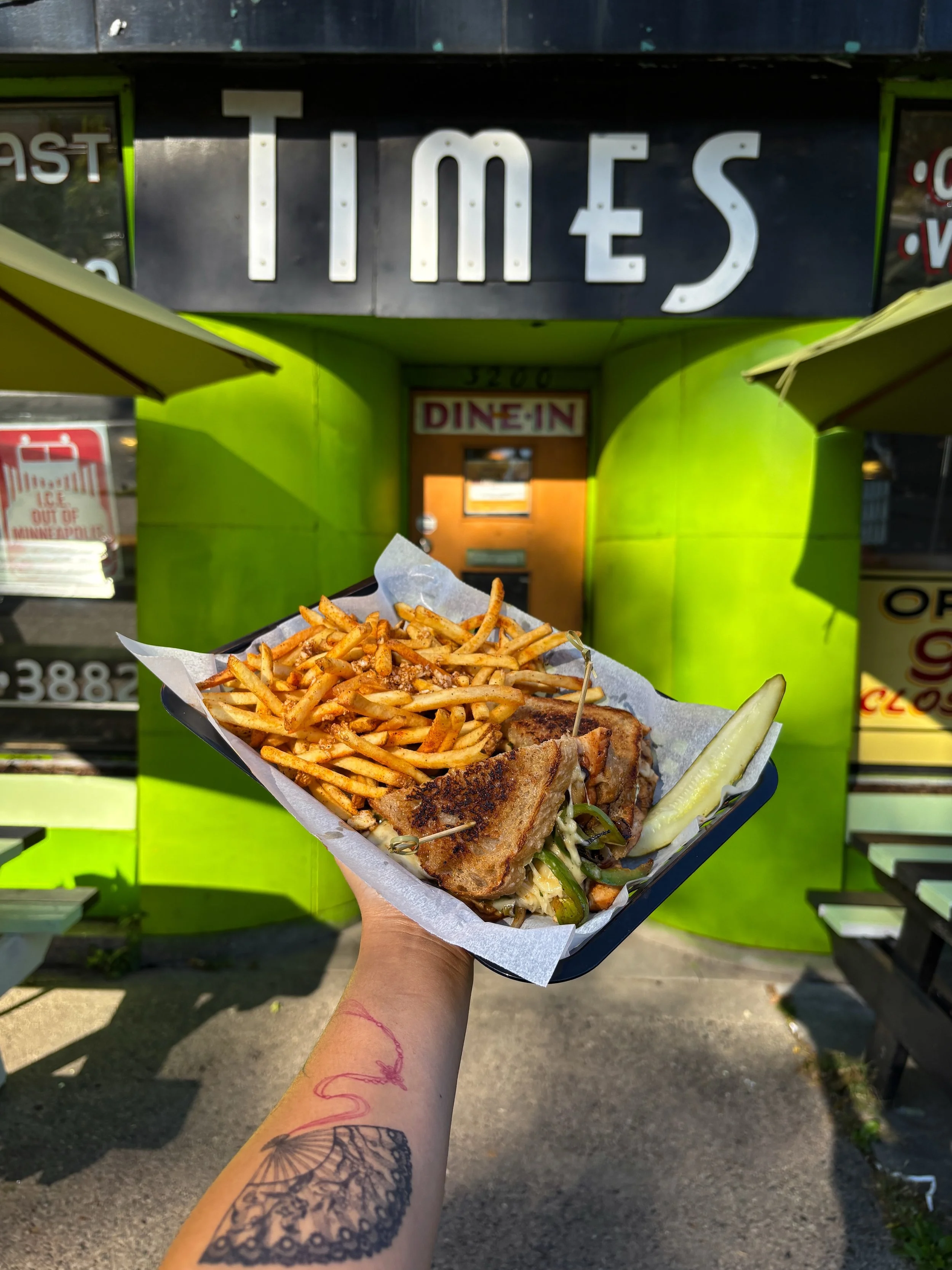 PSA: VOYEUR MELT* IS BACK BY POPULAR DEMAND👀

TEMPEH OR SLICED TURKEY, GRILLED ONION, GREEN PEPPER &amp; MUSHROOMS, TOMATO, AVOCADO, BASIL MAYO, AND SWISS CHEESE OR TOFU SPREAD PROVOCATIVELY SANDWICHED BETWEEN GRILLED SOUR DOUGH🫦 SERVED WITH GARLIC