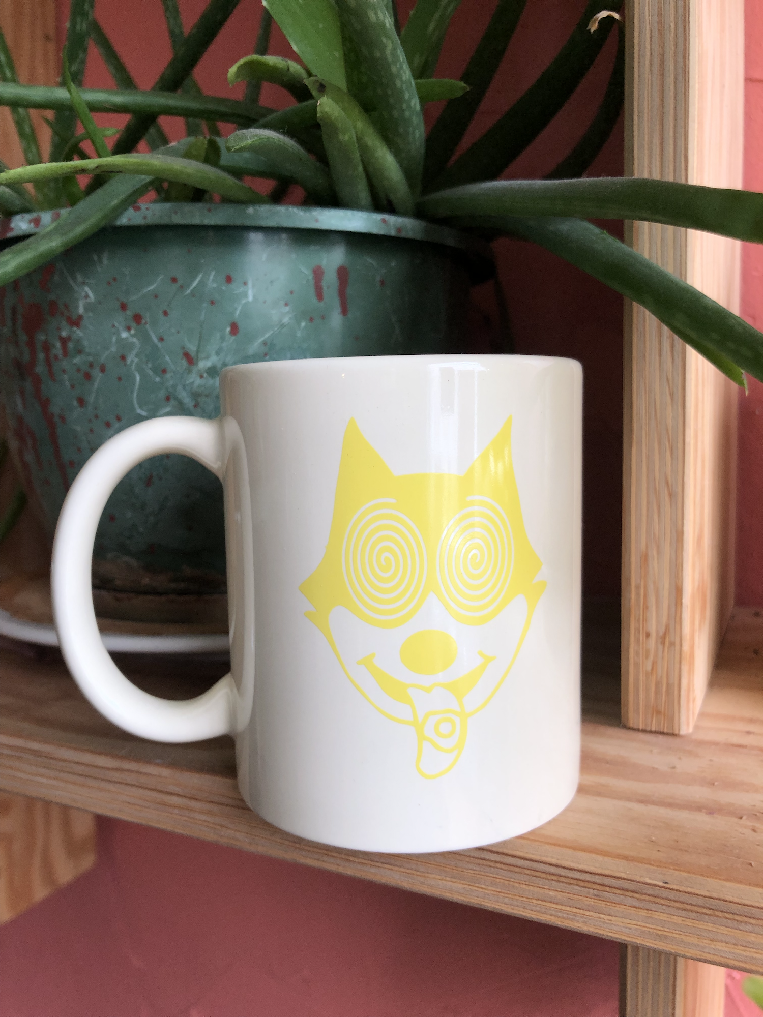 catmug_yellow.png