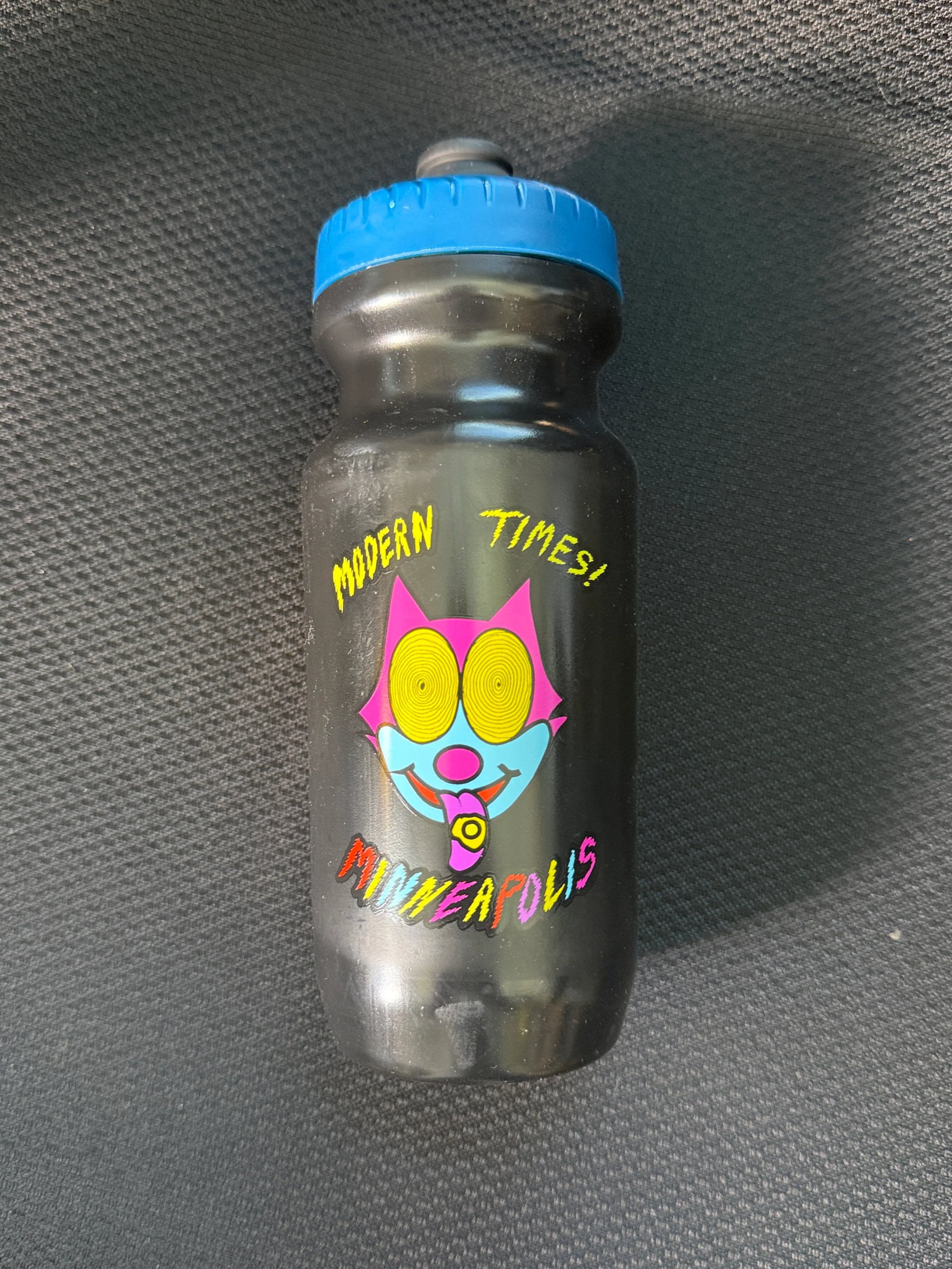 Water%2BBottle%2BMulti-color%2BCat_R3KV3YYIXCUANM2YLBDFNHPQ.png