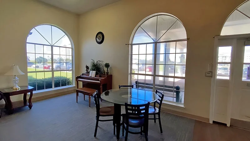 Galeveston Reception Area 1-denoise-severe-noise.webp