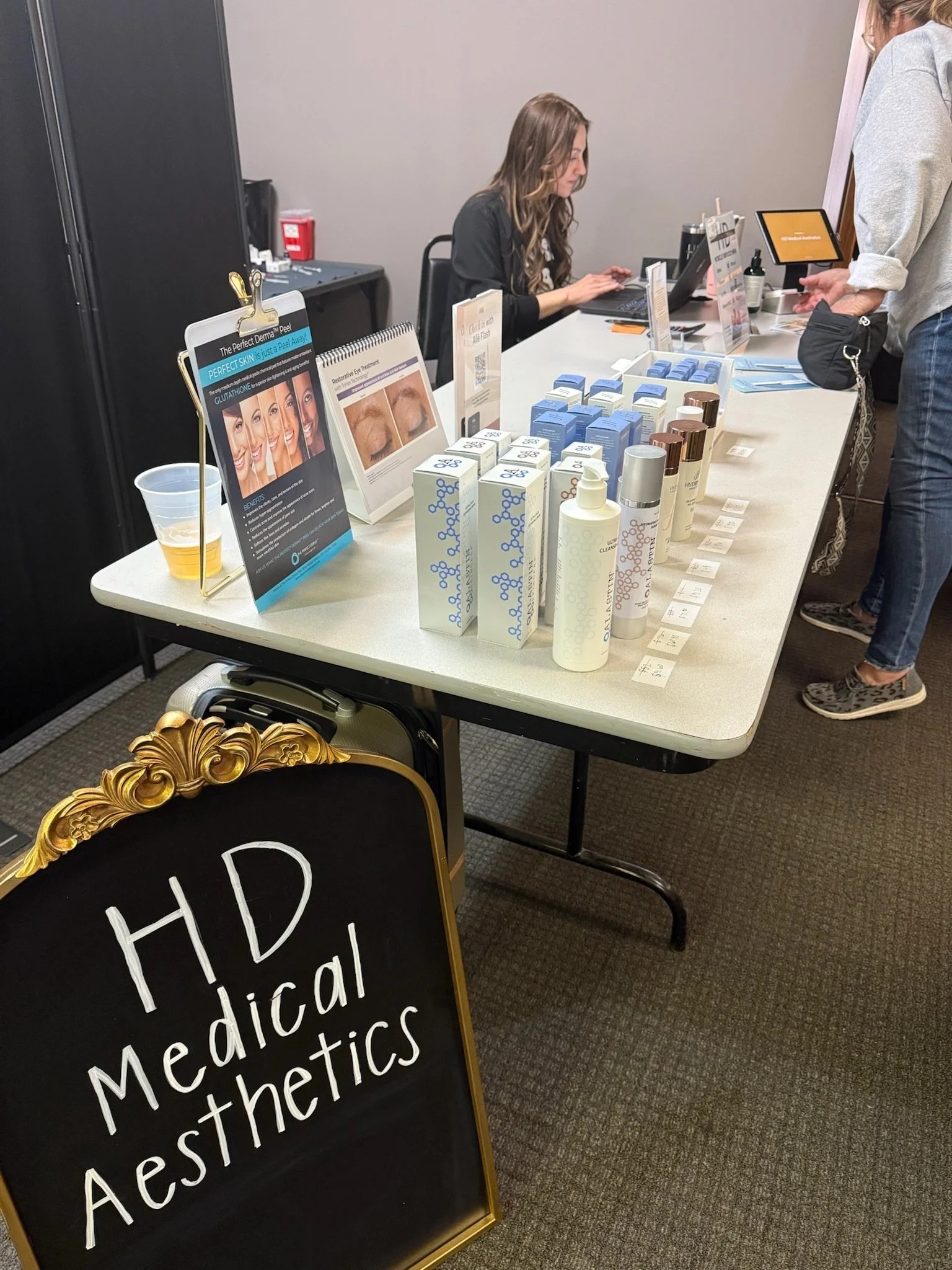 	
Lincoln, NE. Medical Spa. Med Spa. Aesthetics & Wellness. Best. RN Injector. Nurse Injector. Botox, Dysport, filler, lip filler, dermal filler, microneedling, PRP, PRF, hair restoration, B12 shots, weight loss, cosmetic injections, aesthetic nurse