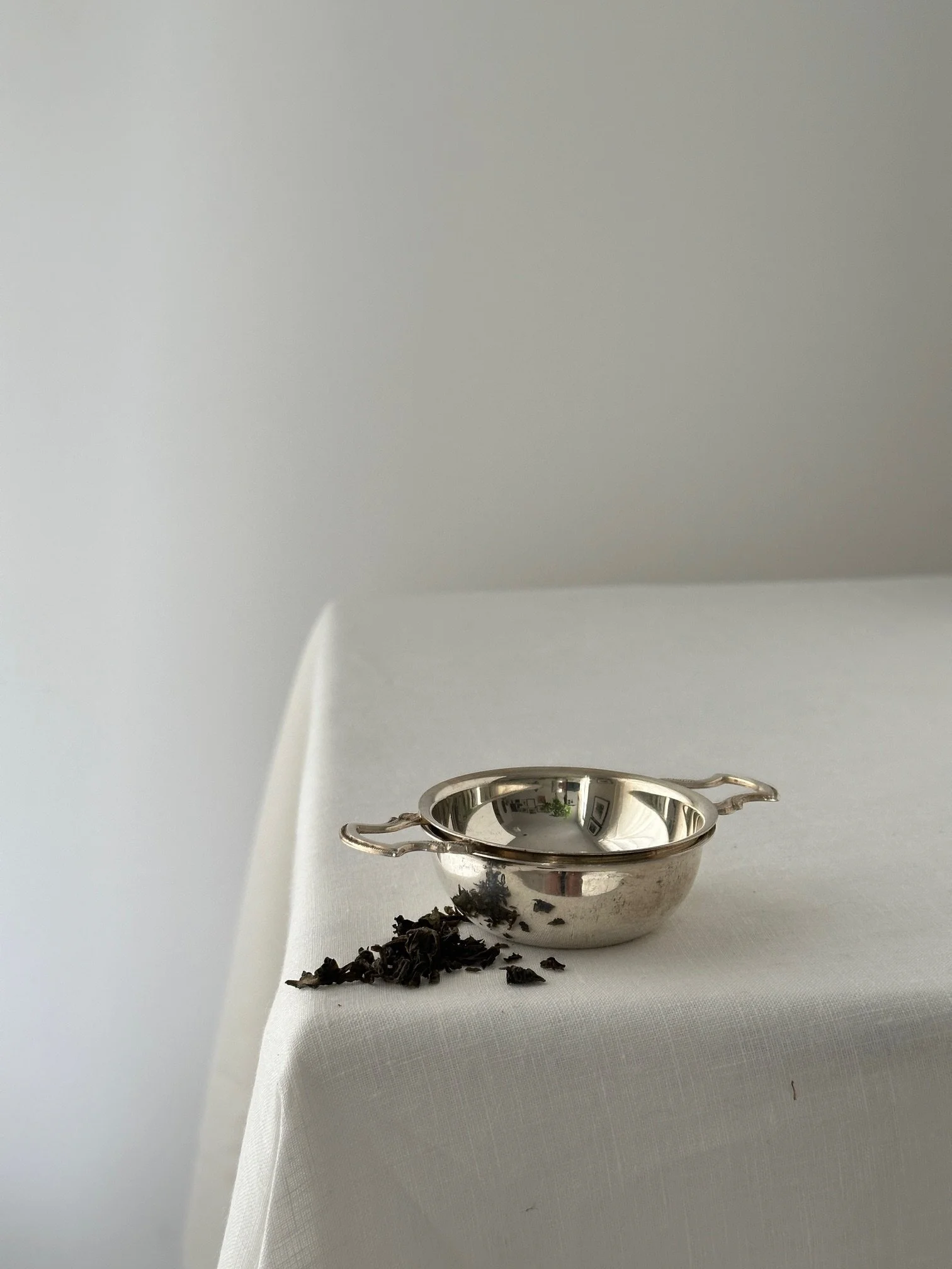 Silver plated tea stainer with catchall dish