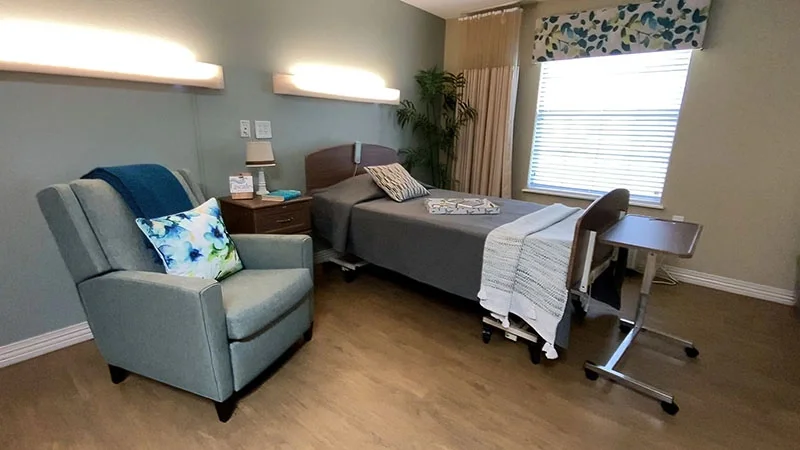 Port Arthure Single Room 1-denoise-standard.webp