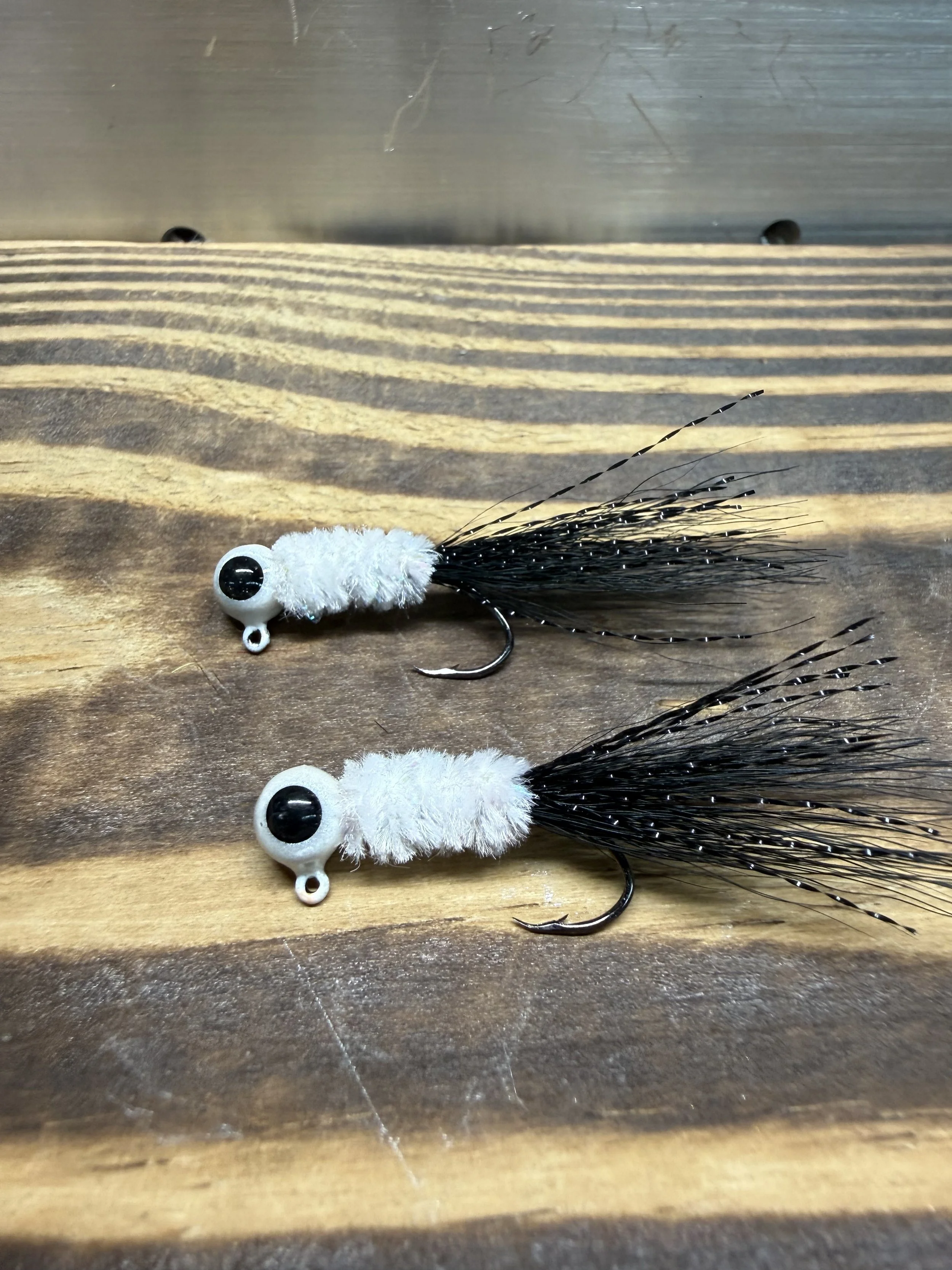 Bucktail crappie jig (Ghost)