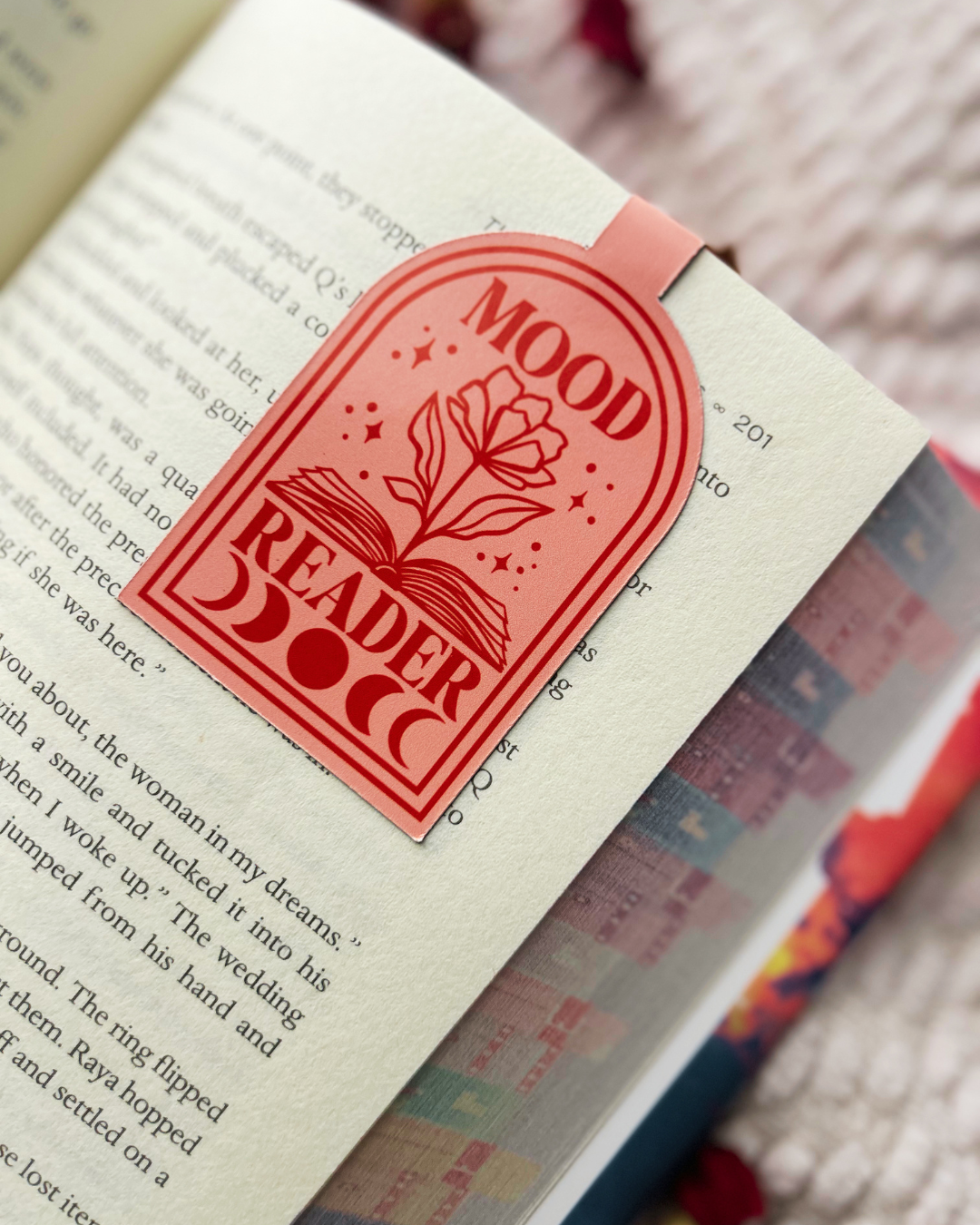 Handcrafted Magnetic Bookmark - Mood Reader