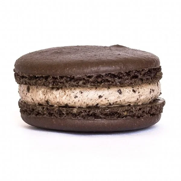 COOKIES N CREAM MACARON