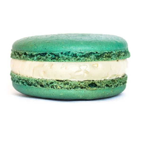 WHITE CHOCOLATE FRENCH MACARON