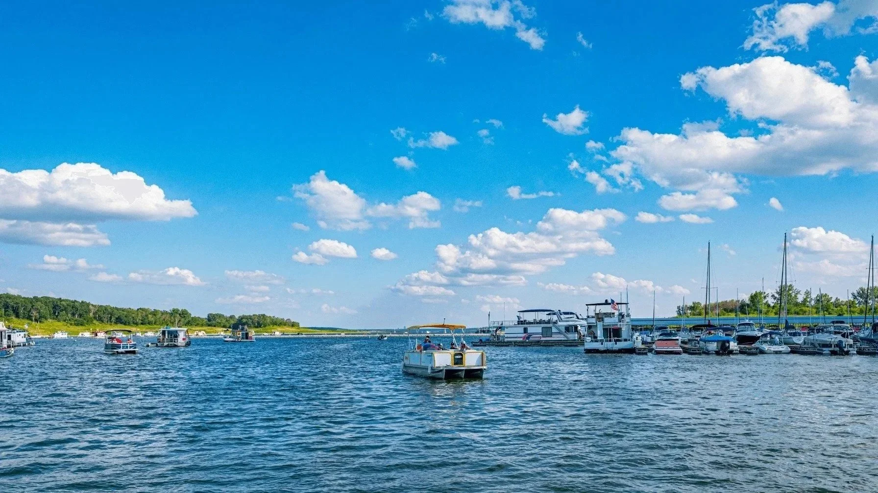 Daytime at Saylorville Lake