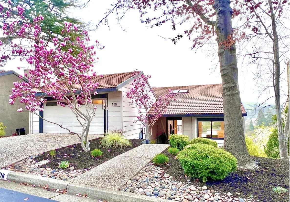 Front 1-2 - Copy.jpg