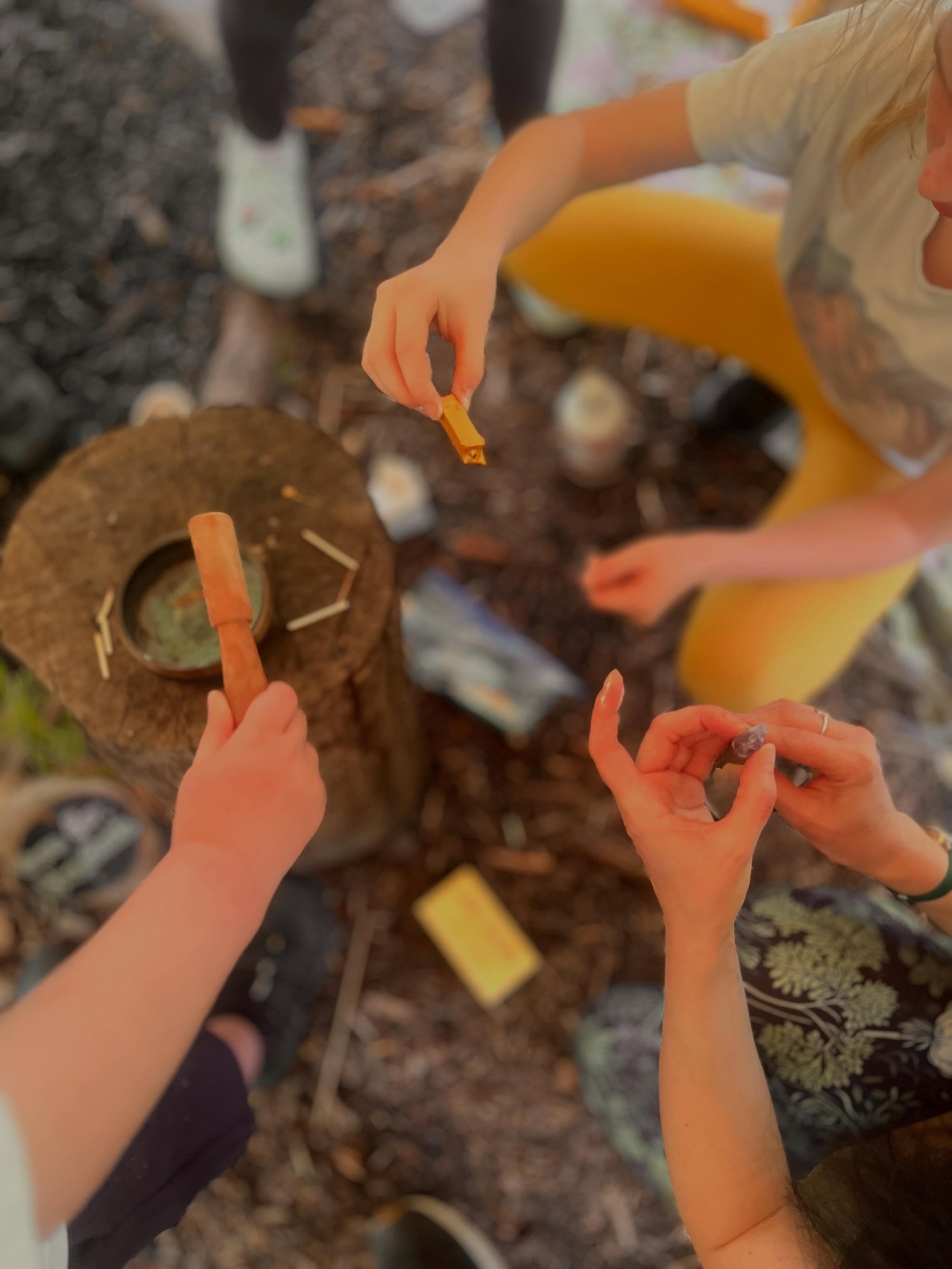 All hands on wax sealing deck