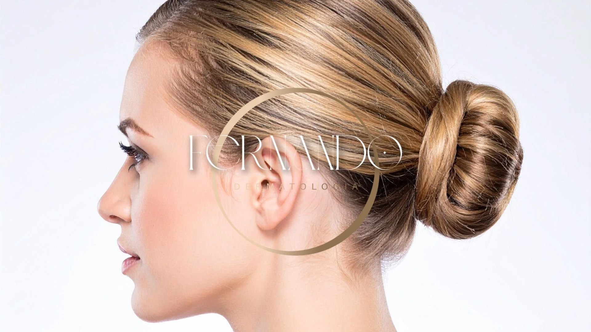 Cabelos de Capa de Revista: Entenda a Queda Capilar e Recupere sua Autoestima com a Ciência