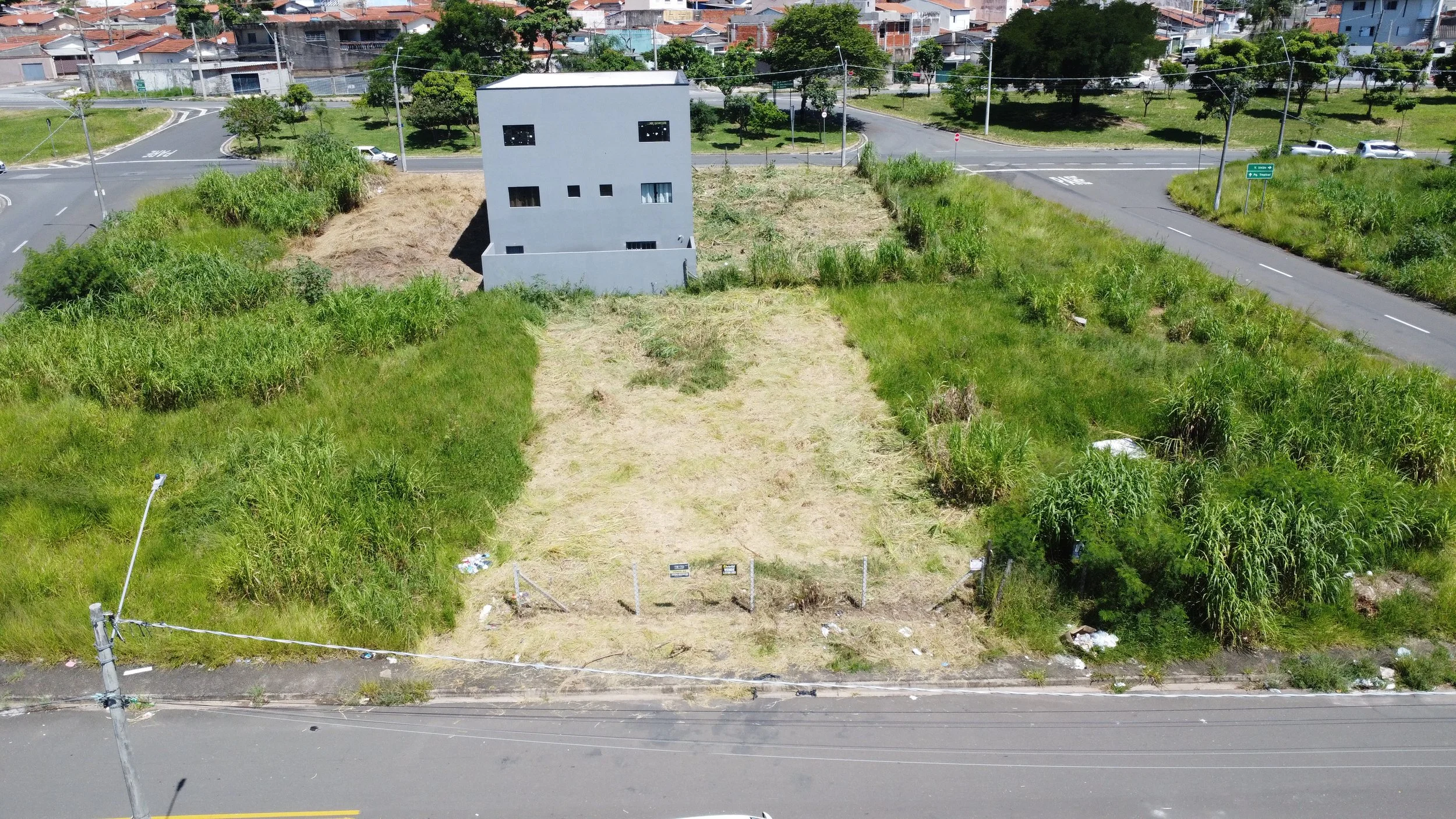 R$240.000,00  . Terreno no Residencial Parque Fazenda à Venda em CAMPINAS-SP