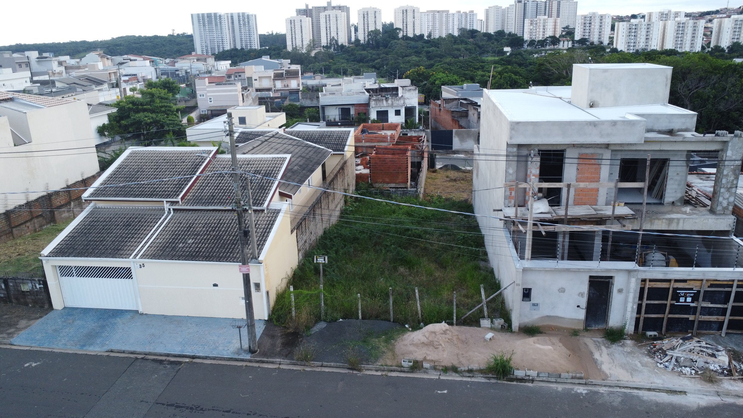 R$ 260.000,00  . Terreno no Residencial Parque Fazenda à Venda em CAMPINAS-SP