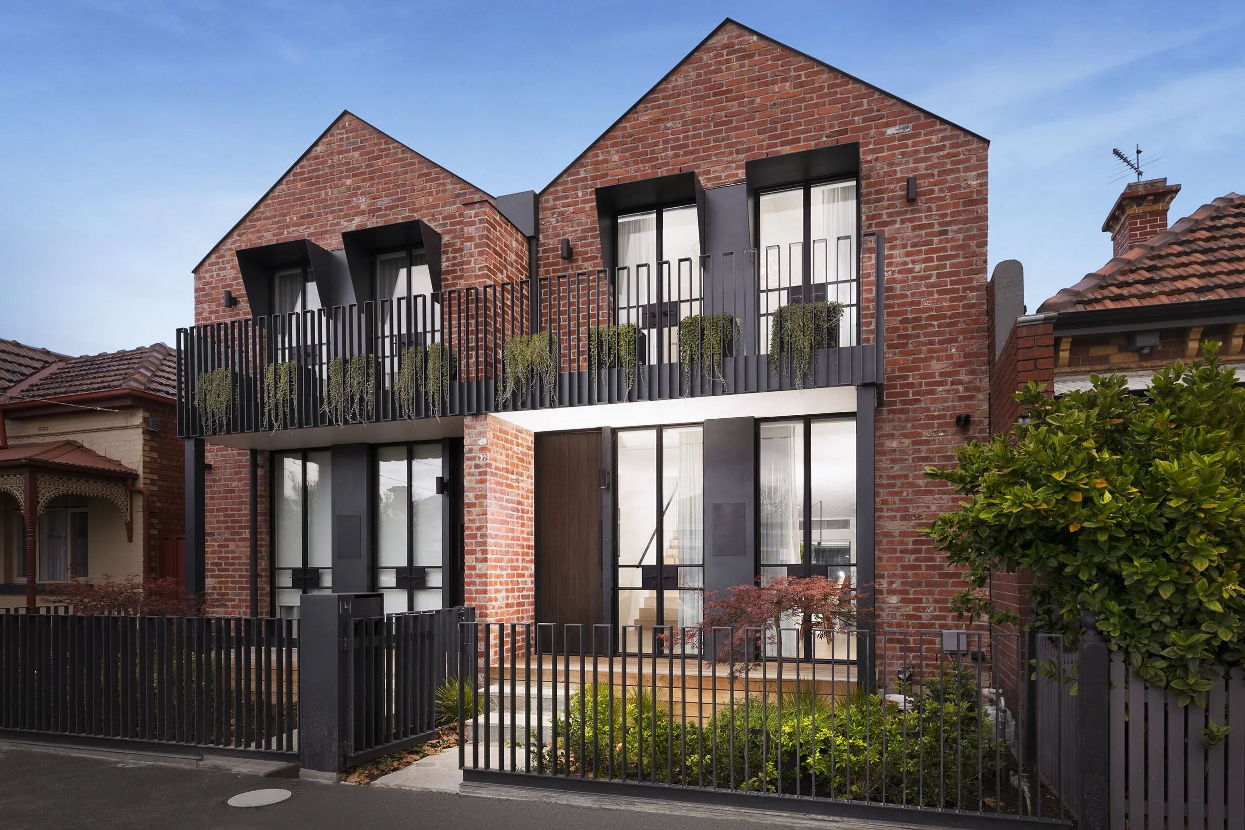 14 Dinsdale Street Albert Park