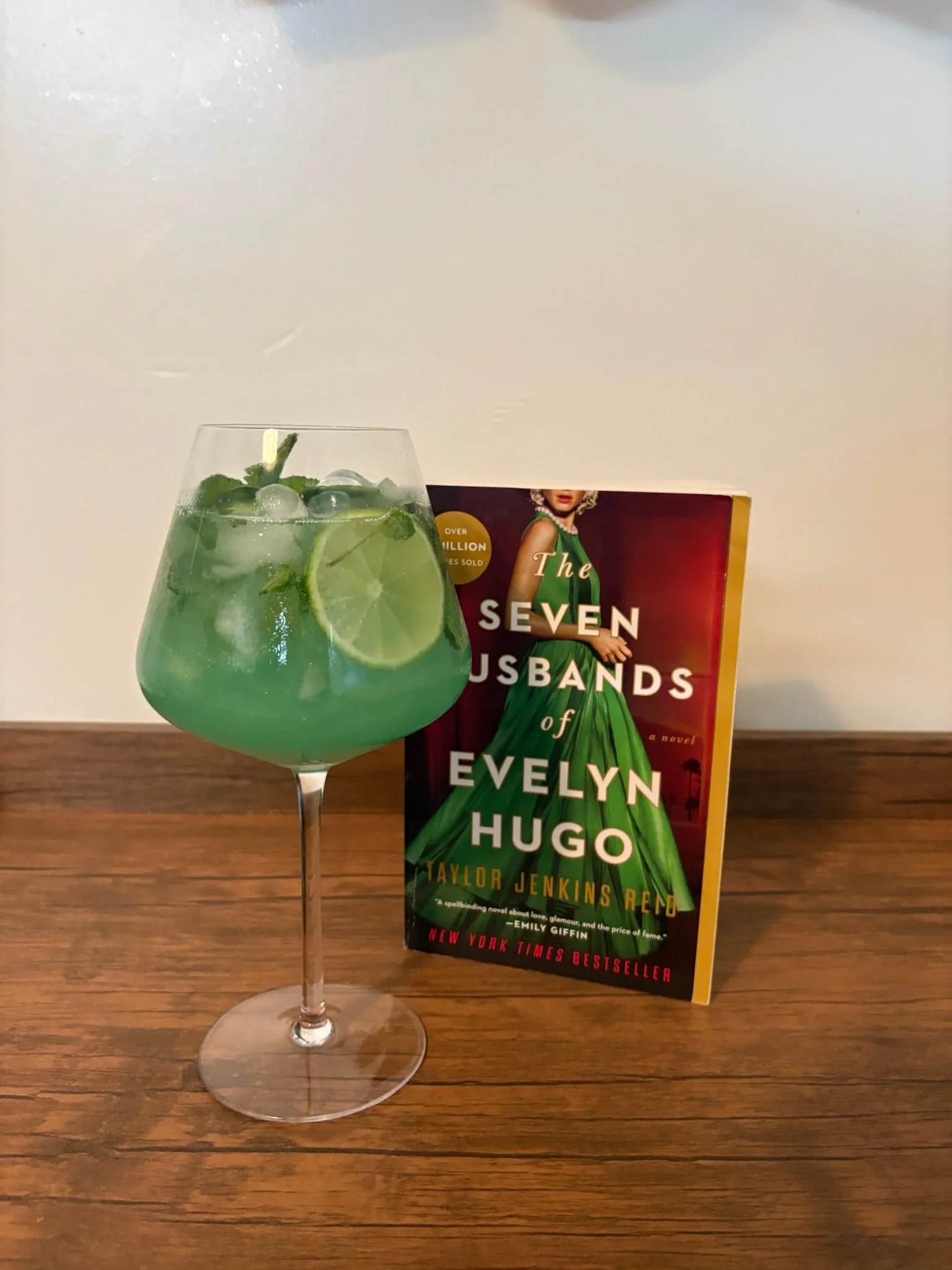 The Evelyn Hugo Spritz 