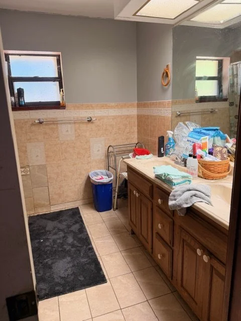 N) bathroom (1).jpeg