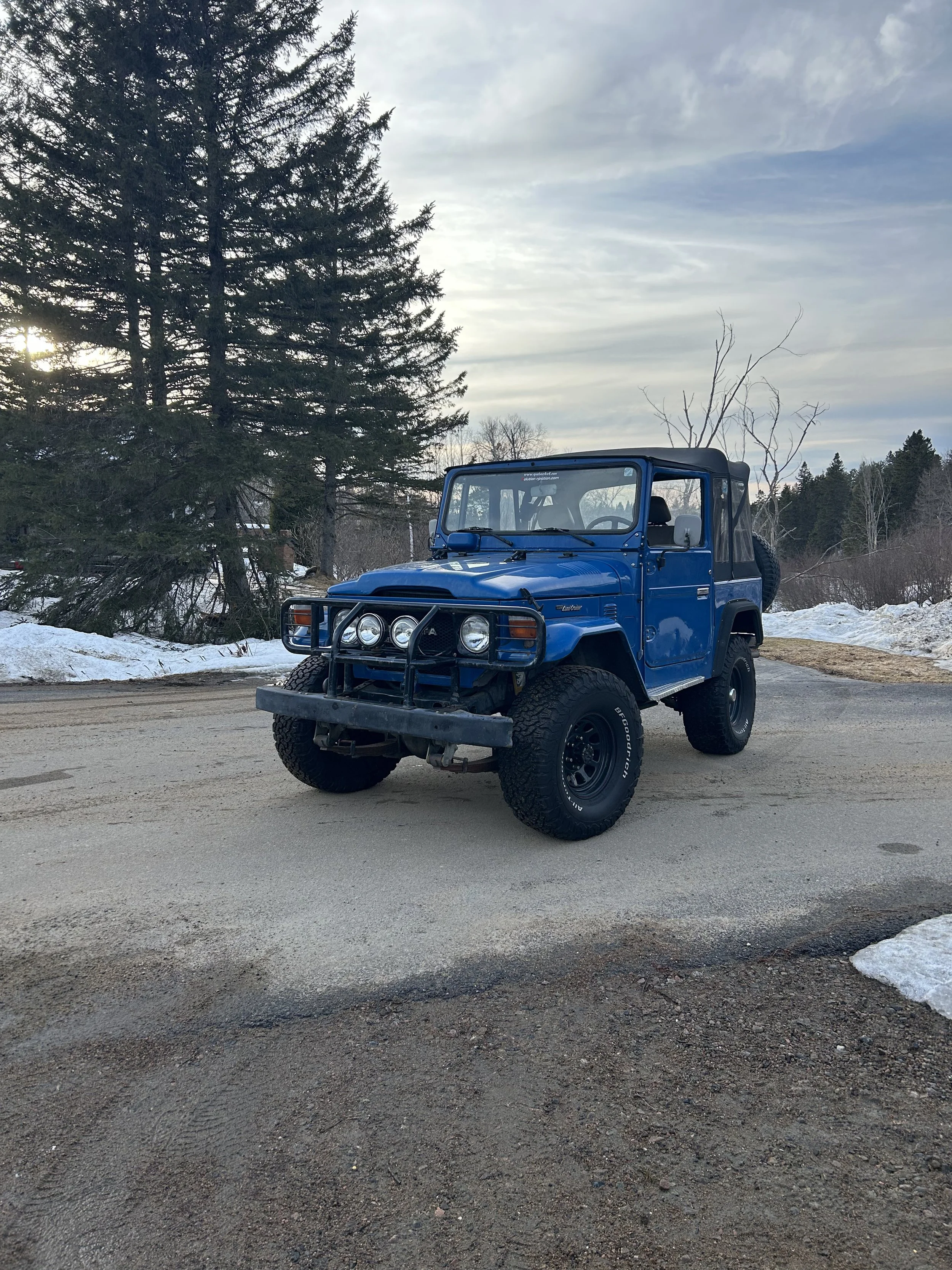 1982 Toyota BJ42 Bleu