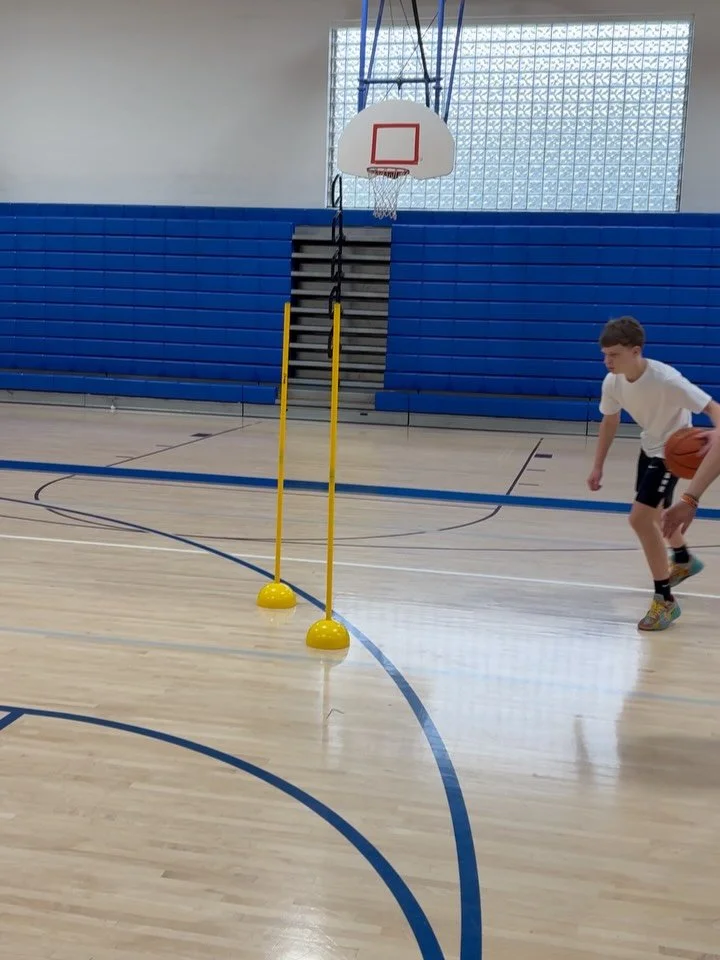 Week 2 of The Academy.

Reads. Reps. Results.

Building habits. Building confidence.

Earned. Not given.
-
-
-
#ArmstrongTrained #TheAcademy #Levelstothis #rookies #picknroll