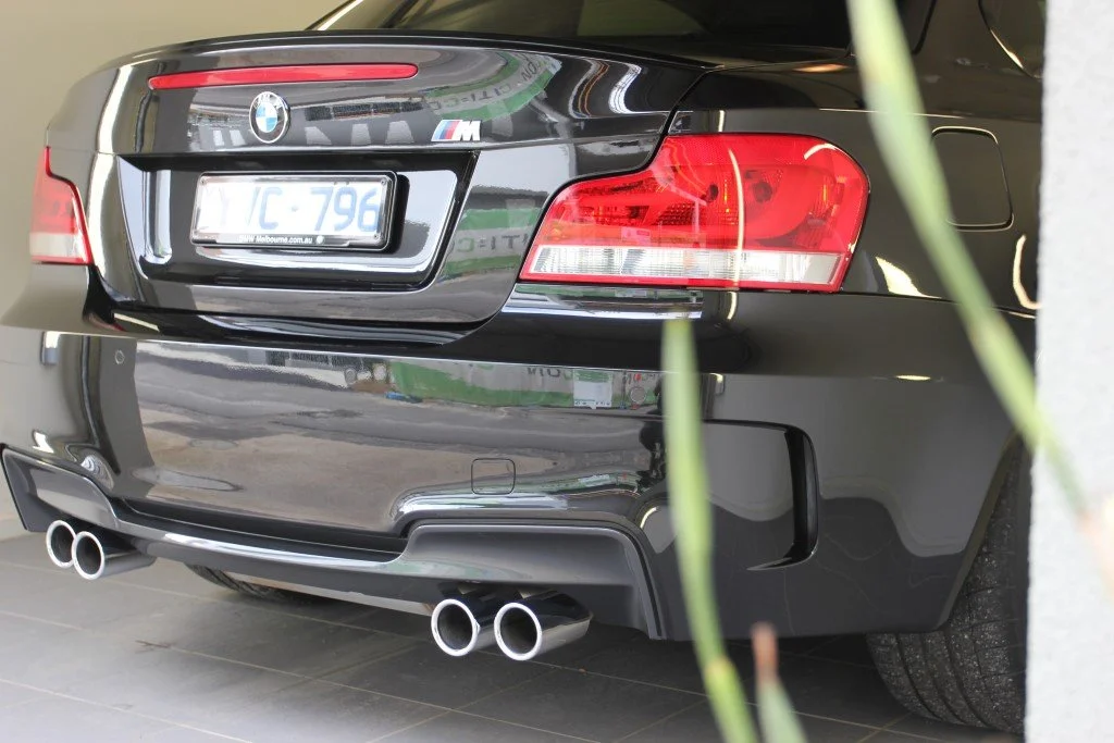 BMW 1M - Sapphire Black Metallic