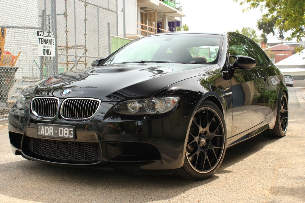 E92 BMW M3 - Solid Black