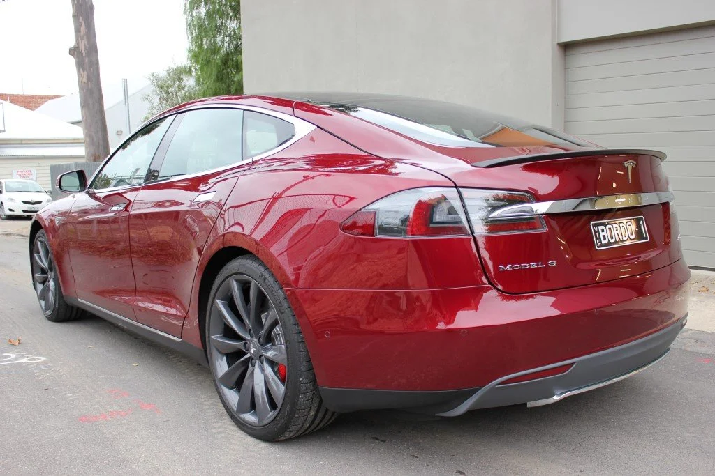 Tesla Model S P85+ Signature Edition