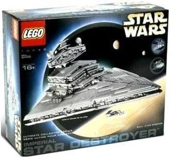 LEGO Star Wars Imperial Star Destoyer UCS 10030