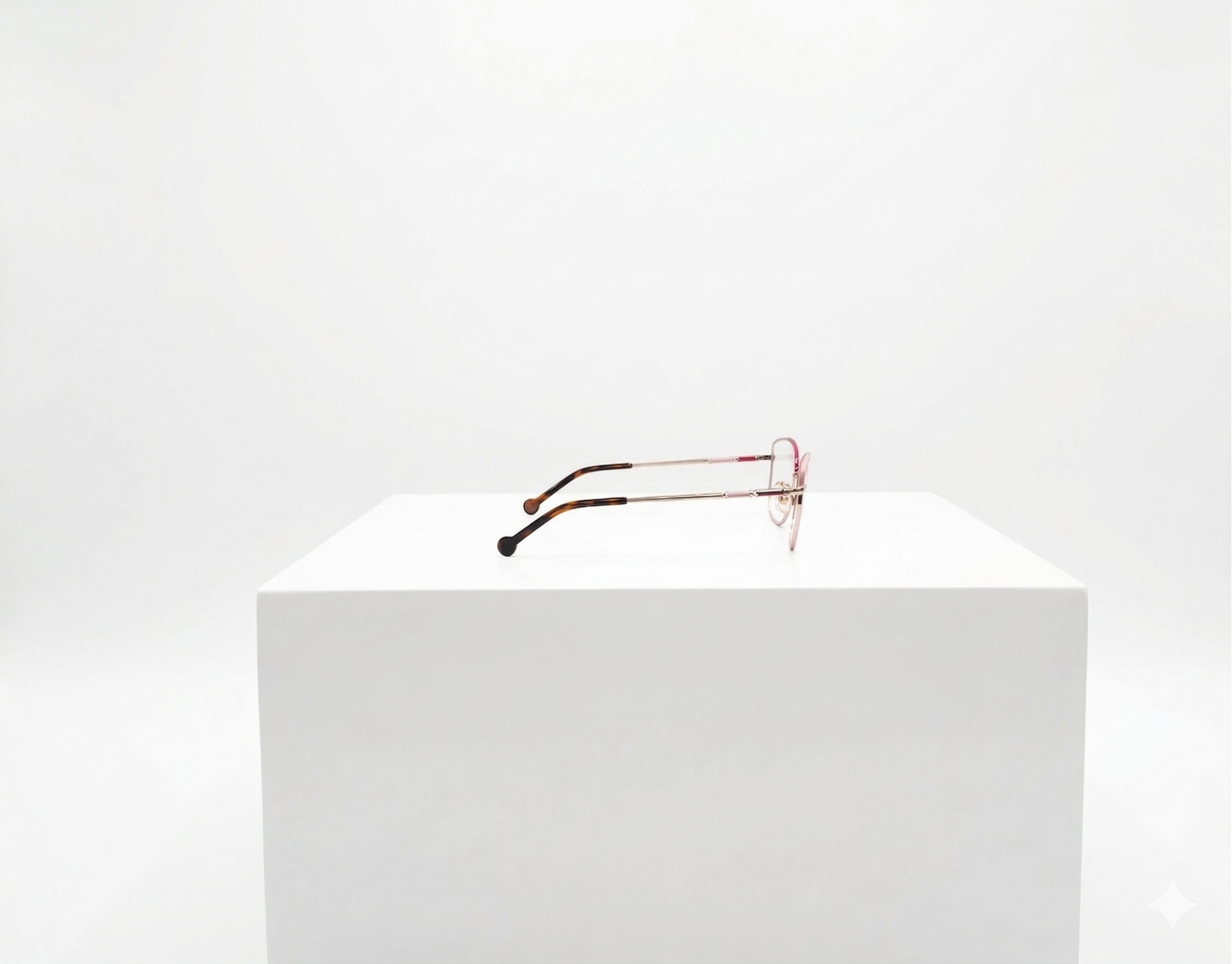 thin-rose-right-ai-new.png
