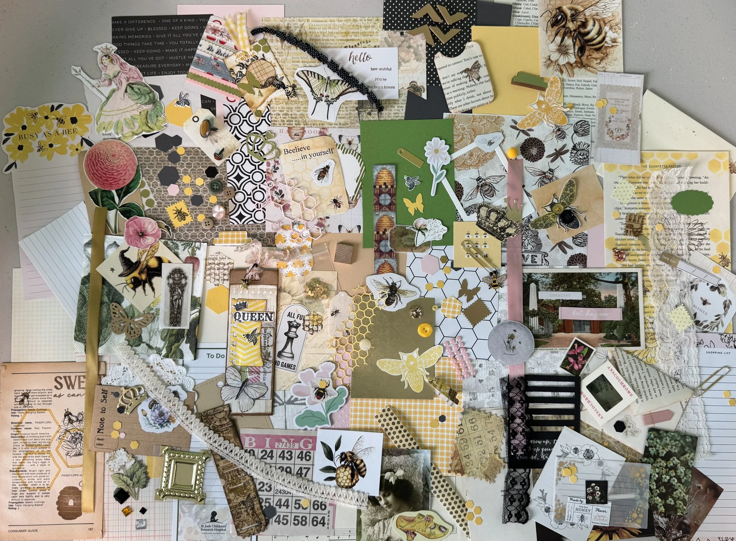 🐝 Vintage Queen Bee Junk Journal Kit 👑