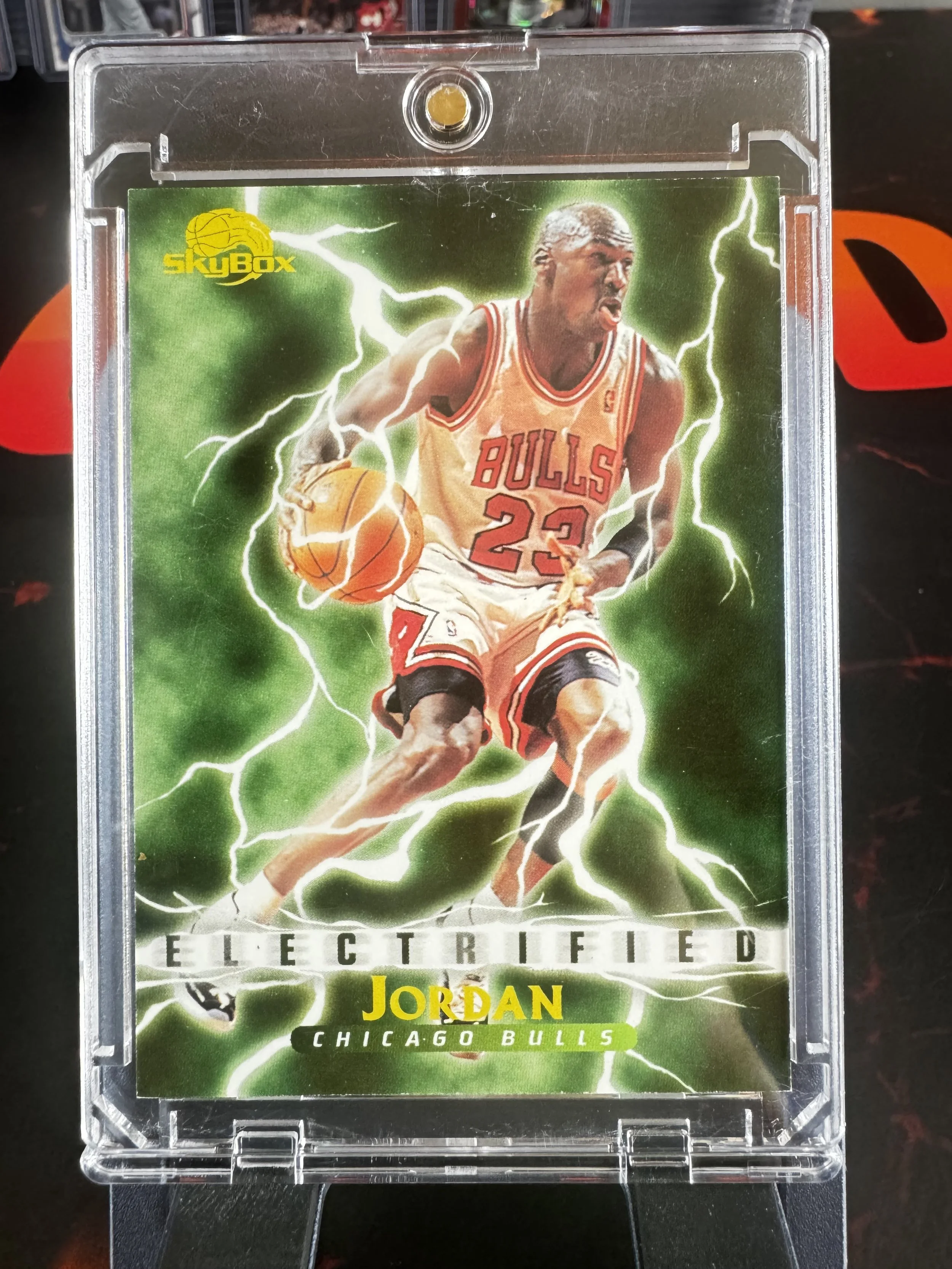 1996 Michael Jordan Skybox 'Electrified' Lightning