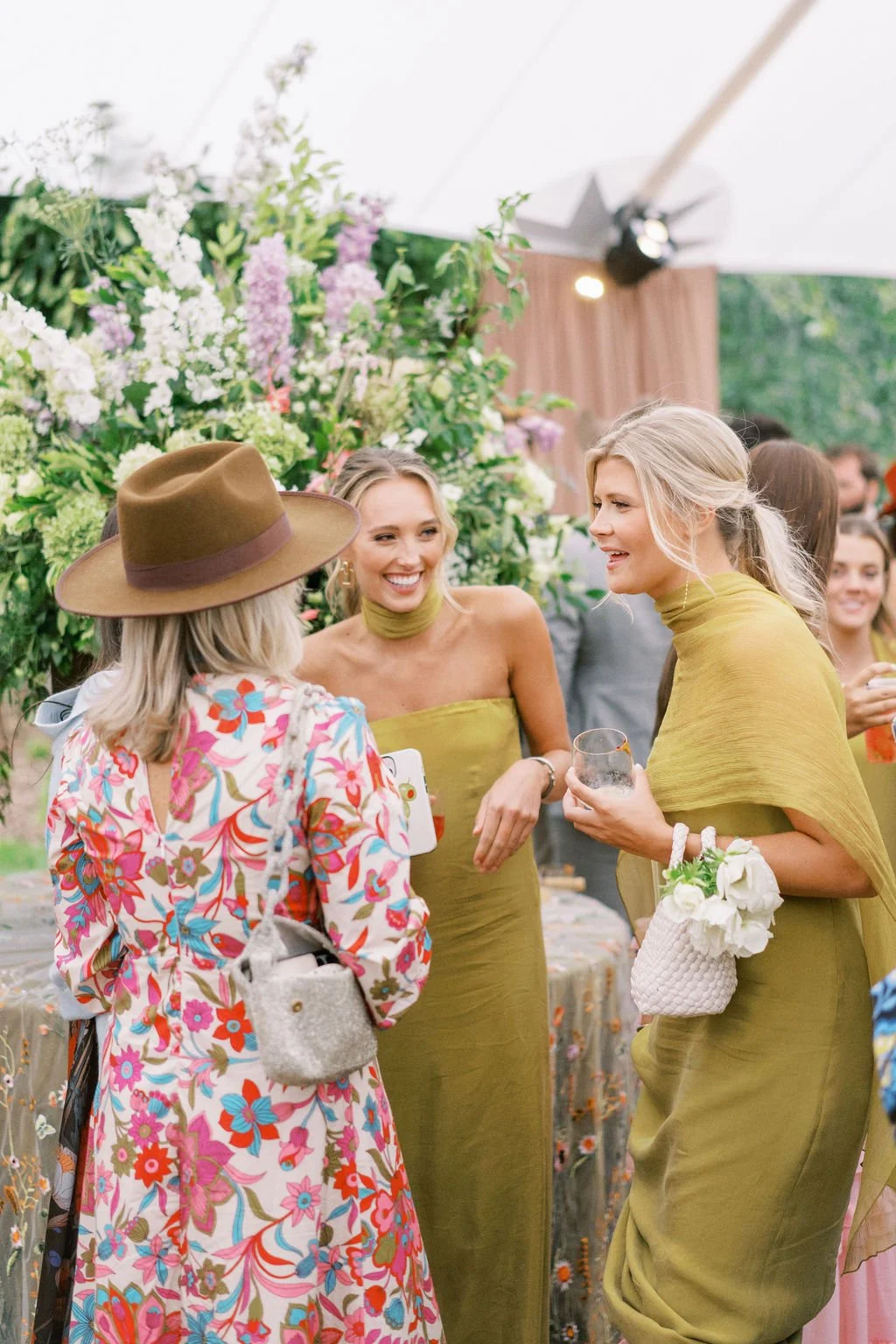 montana.ranchwedding.elizabethlanier.kl.cocktailhour-27.jpg