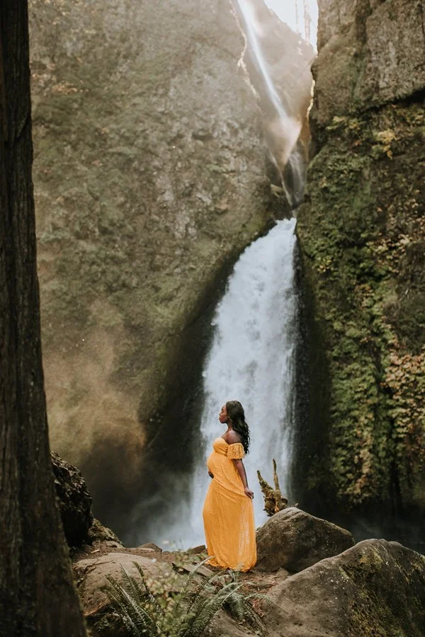 Wahclella Falls Maternity Session | Columbia River Gorge, Oregon
