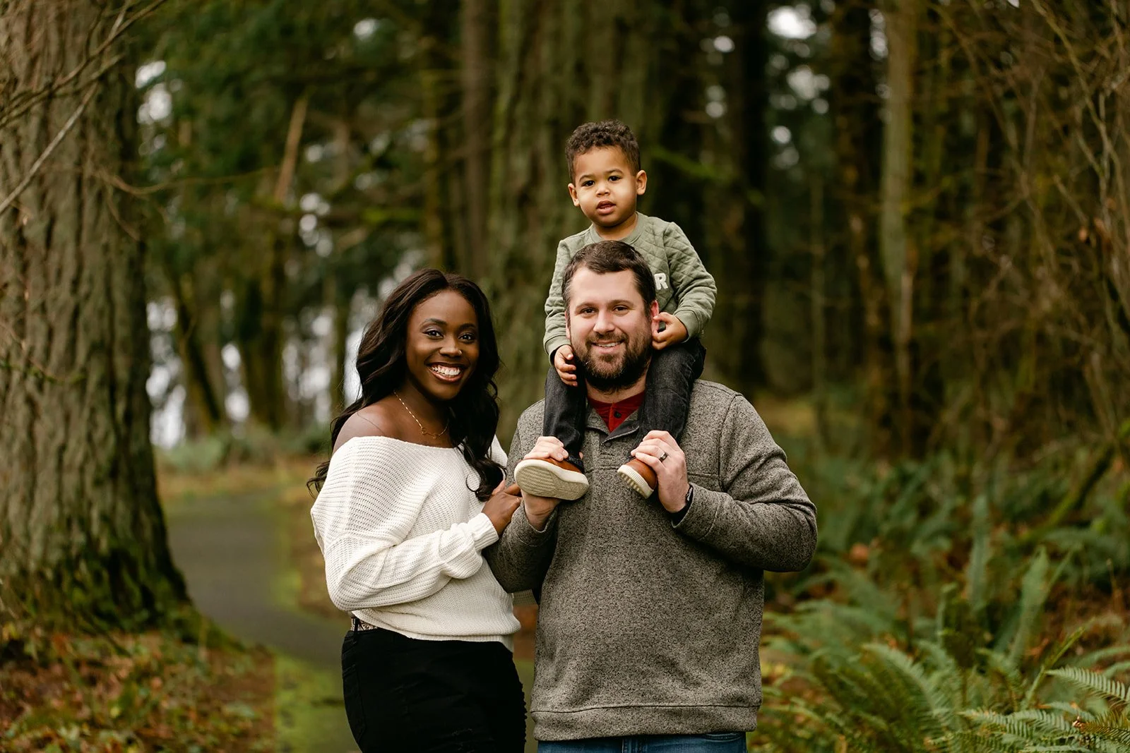 From Two to Three: Brianna, Cameron &amp; E at Scouters Mountain | Happy Valley, Oregon