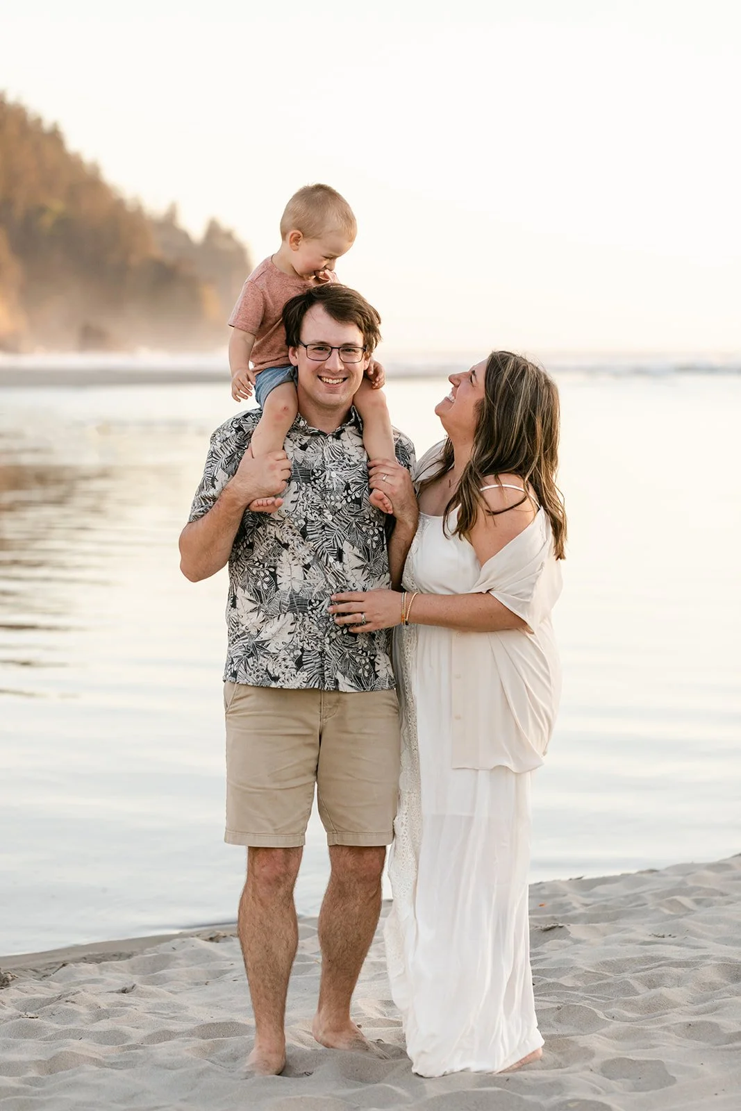 Evan, Chantal &amp; Eli | Golden Hour on the Oregon Coast with a Very Busy Toddler