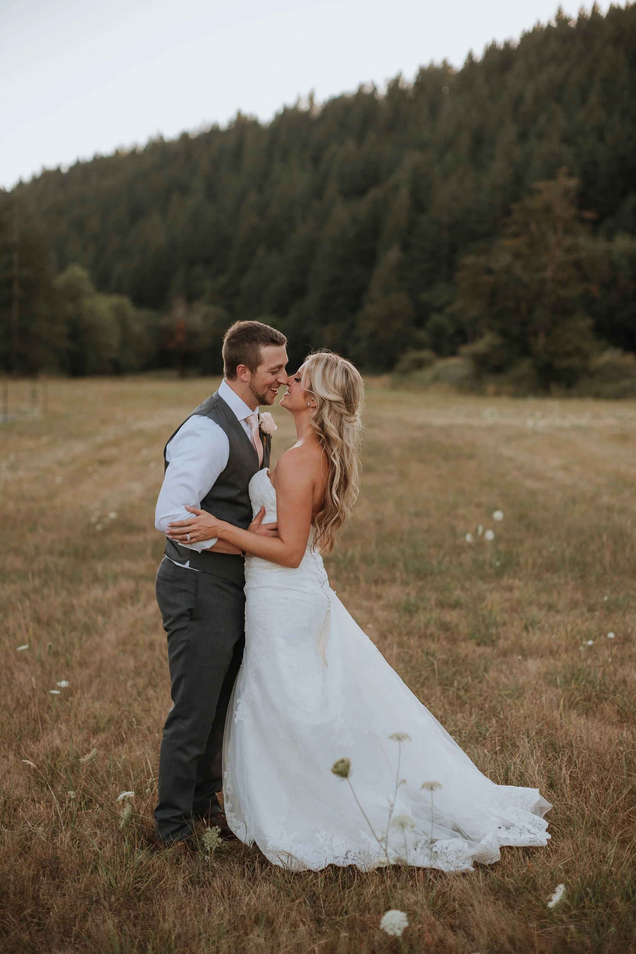 Scott and Rachel: A Rustic Wedding at Pomeroy Farm