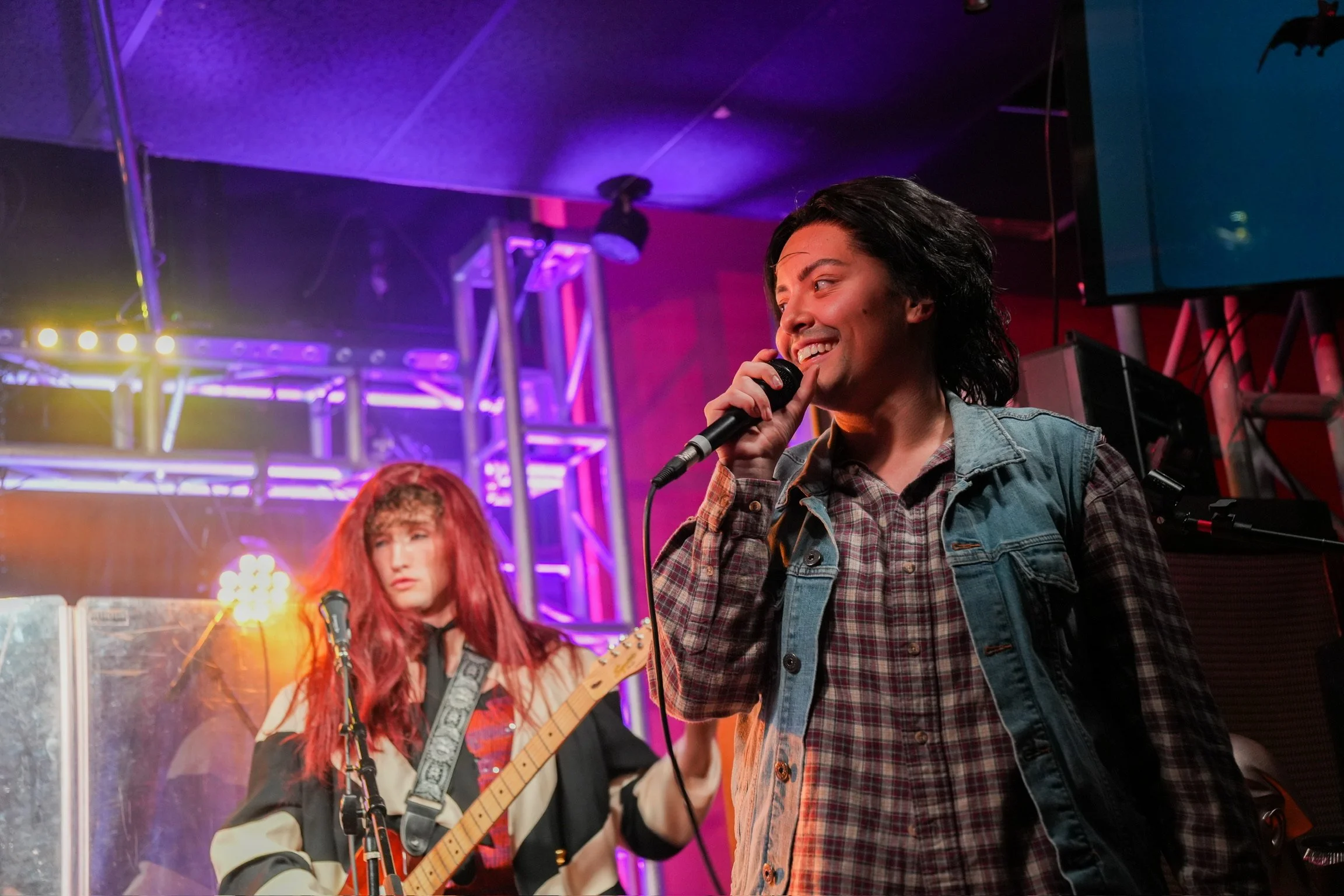 Yitzhak in Hedwig And The Angry Inch