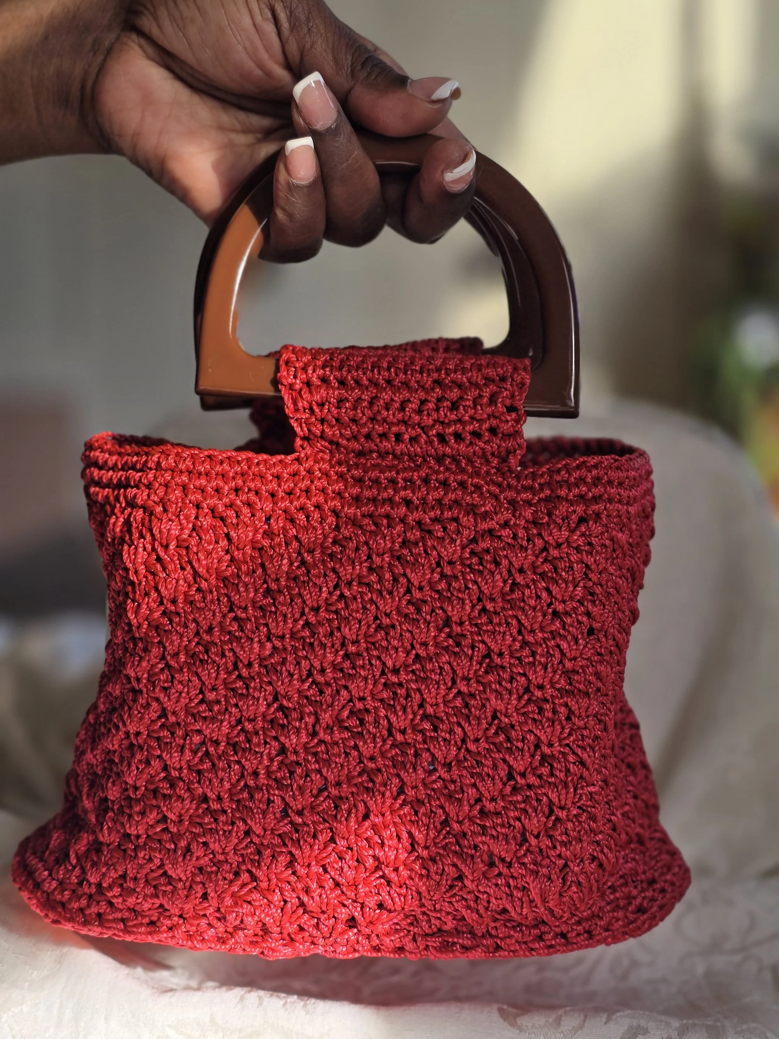 Crimson-Elegance-Handheld-Tote-BACK.jpg